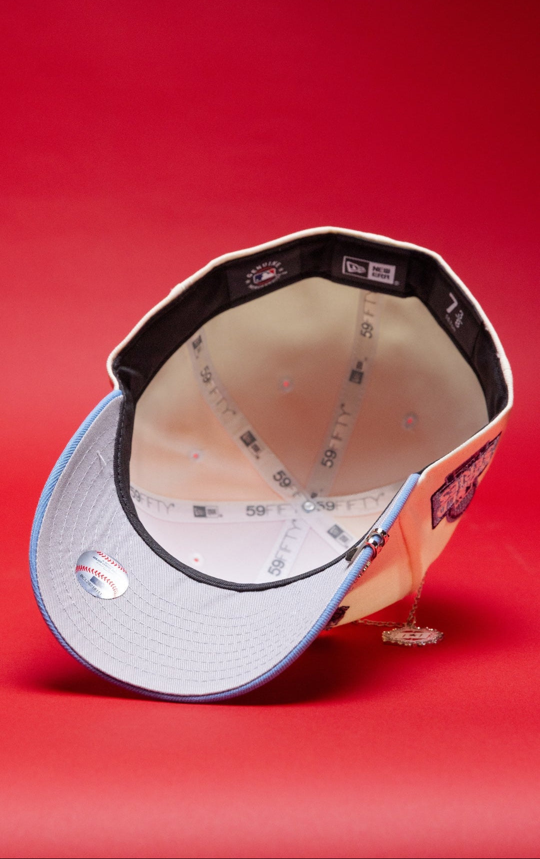 NEW ERA EXCLUSIVE 59FIFTY CHROME/ICY LOS ANGELES DODGERS W/ BURNT ROSES + 2024 WORLD SERIES SIDE PATCH