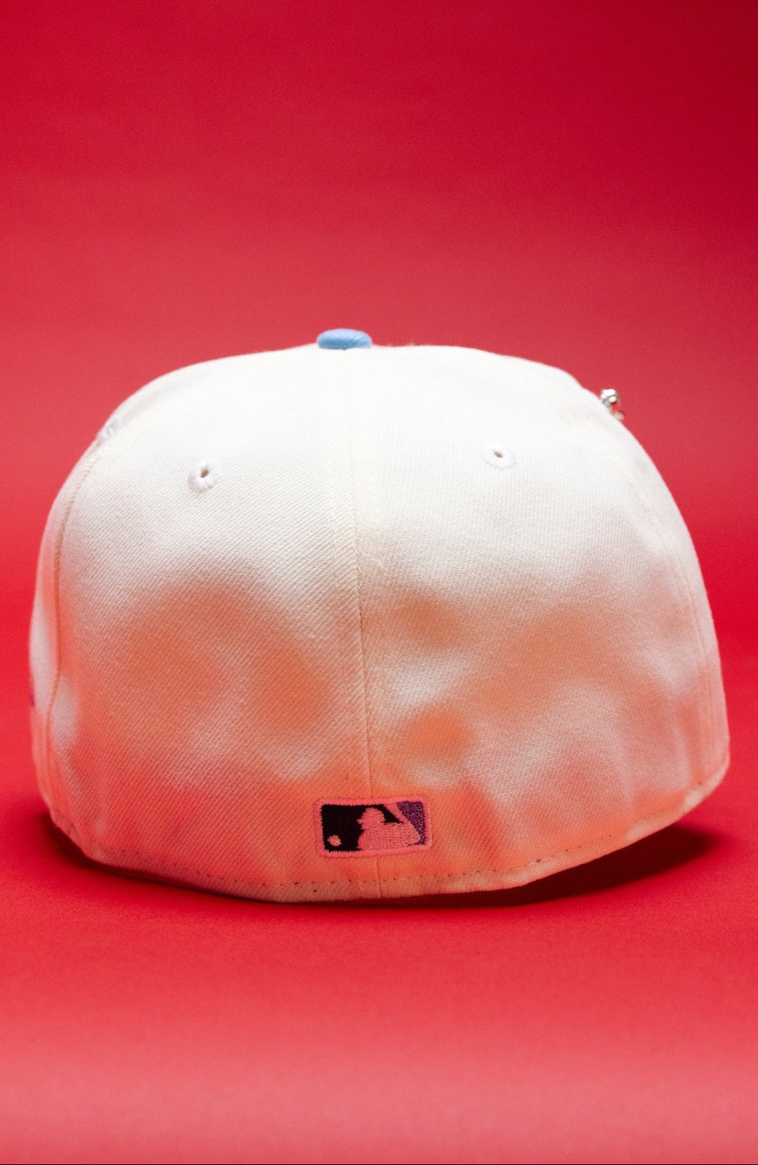 NEW ERA EXCLUSIVE 59FIFTY CHROME/ICY LOS ANGELES DODGERS W/ BURNT ROSES + 2024 WORLD SERIES SIDE PATCH
