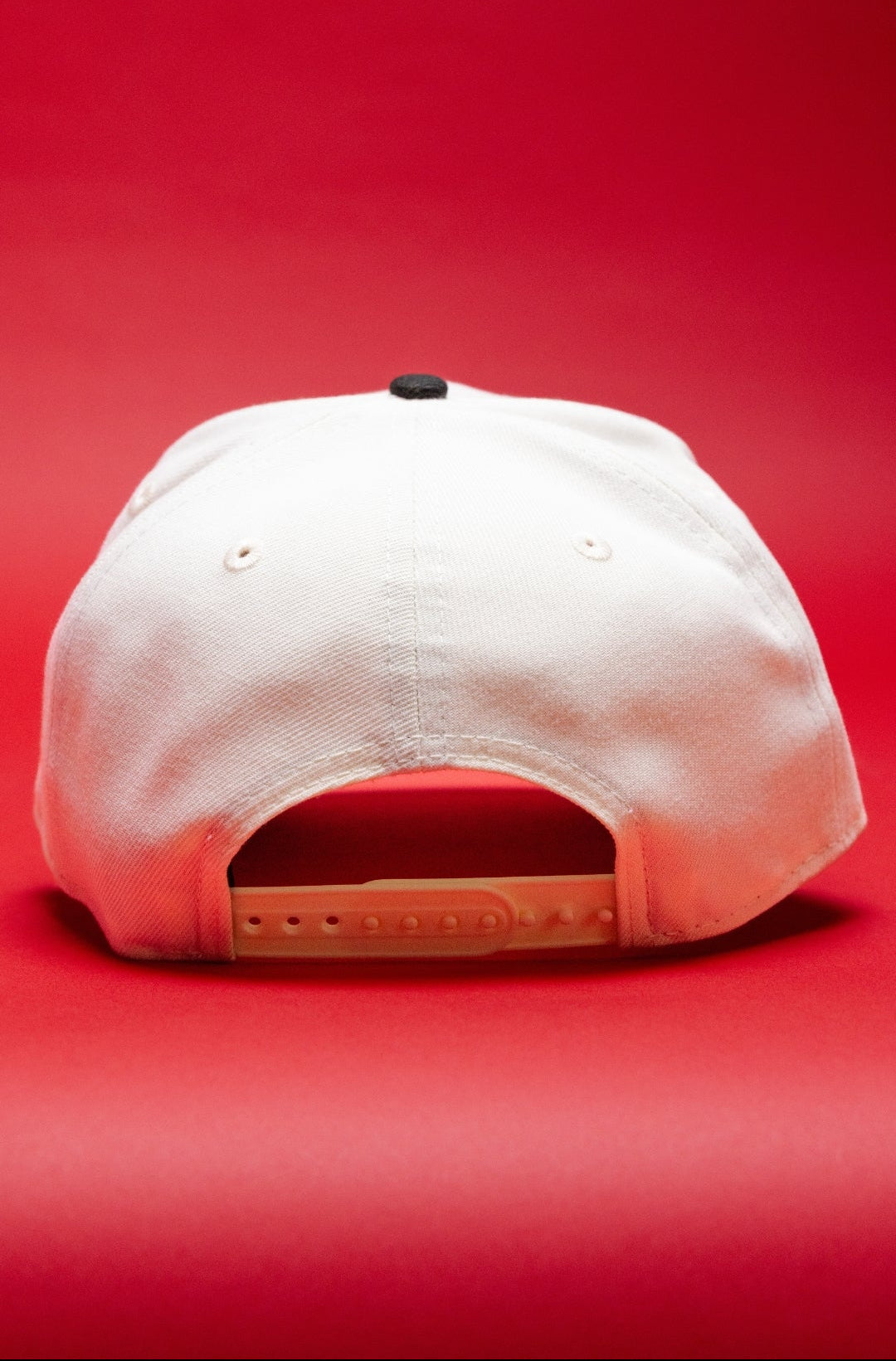 NEW ERA 9FIFTY A-FRAME CHROME/BLACK UPSIDE DOWN LOS ANGELES DODGERS SNAPBACK W/ 50TH ANNIVERSARY SIDE PATCH