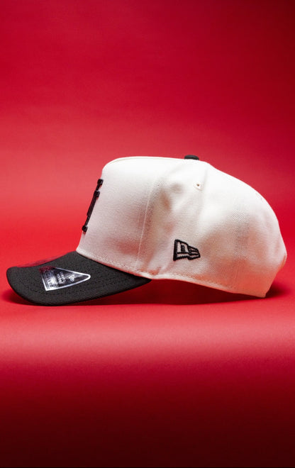 NEW ERA 9FIFTY A-FRAME CHROME/BLACK UPSIDE DOWN LOS ANGELES DODGERS SNAPBACK W/ 50TH ANNIVERSARY SIDE PATCH