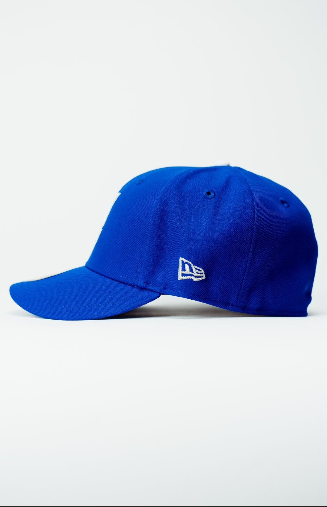 NEW ERA EXCLUSIVE 59FIFTY BLUE LOS ANGELES KINGS W/ ALL STAR SIDE PATCH