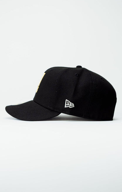 NEW ERA EXCLUSIVE 59FIFTY BLACK LOS ANGELES KINGS W/ STAPLES CENTER SIDE PATCH