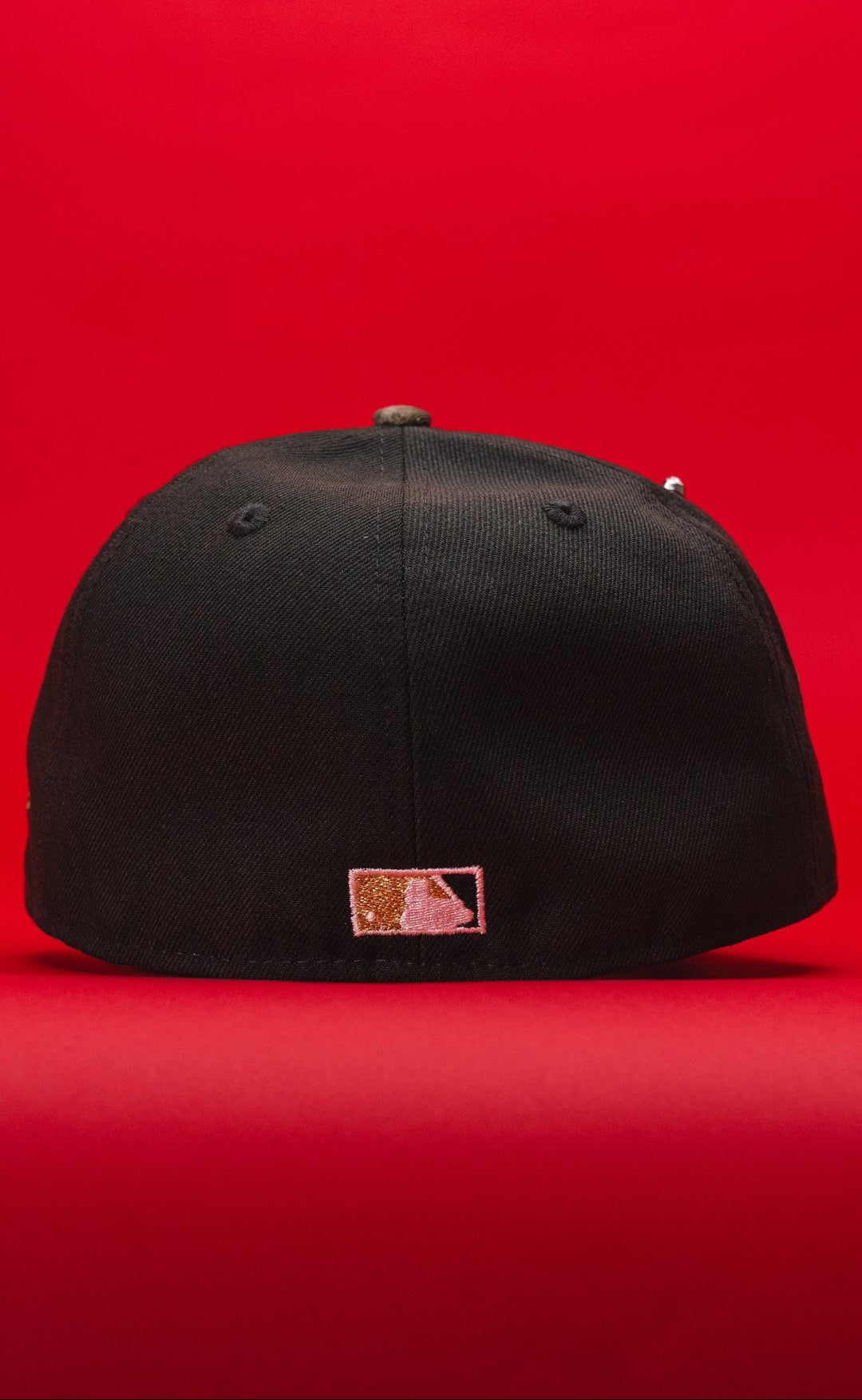 NEW ERA EXCLUSIVE 59FIFTY BLACK/REALTREE LOS ANGELES DODGERS W/ RED ROSE + 40TH ANNIVERSARY SIDE PATCH