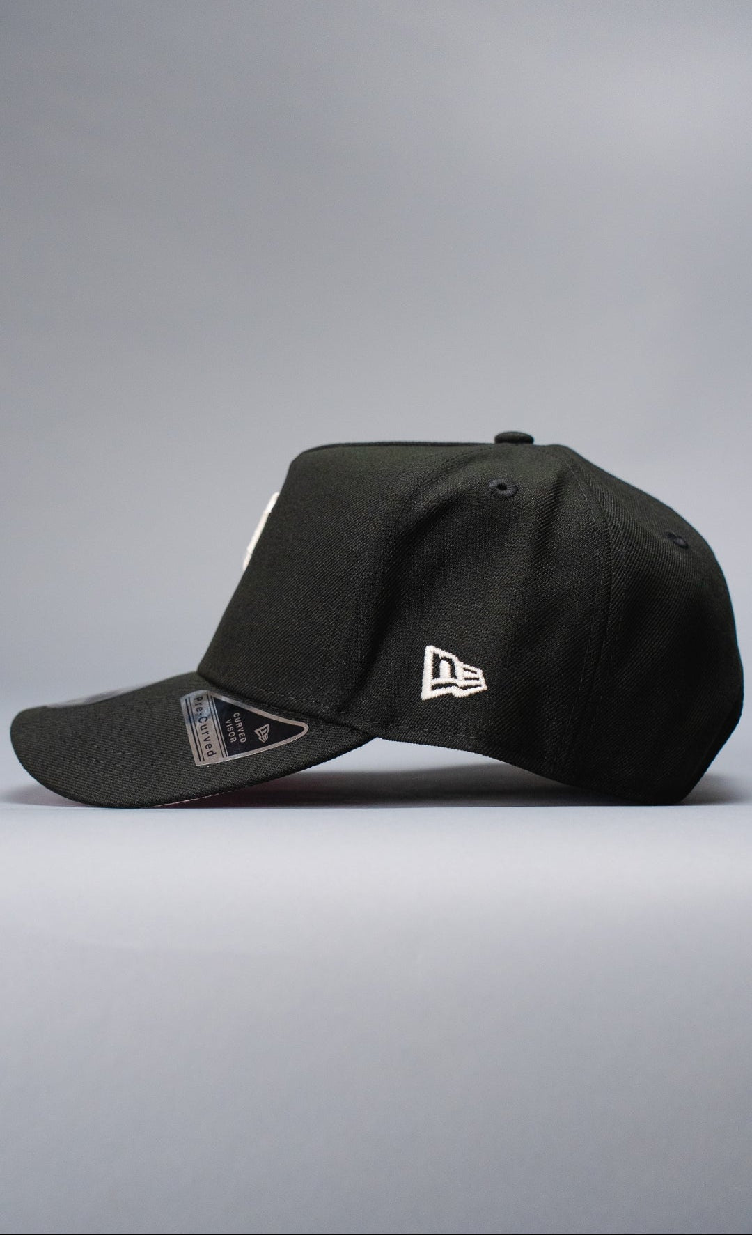 NEW ERA 9FIFTY A-FRAME BLACK PITTSBURGH PIRATES SNAPBACK W/ PNC PARK SIDE PATCH