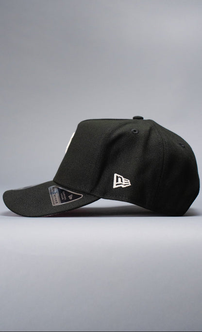 NEW ERA 9FIFTY A-FRAME BLACK PITTSBURGH PIRATES SNAPBACK W/ PNC PARK SIDE PATCH