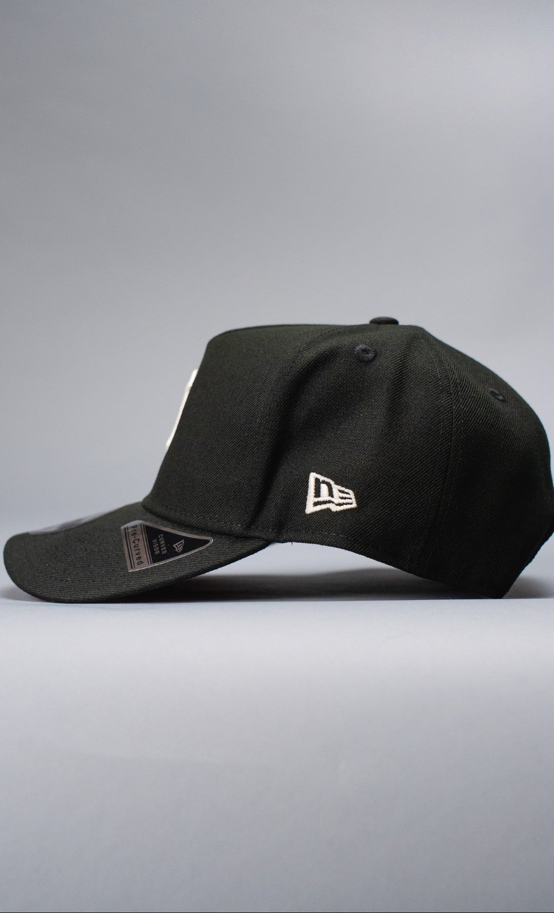 NEW ERA 9FIFTY A-FRAME BLACK DETROIT TIGERS SNAPBACK W/ SIDE PATCH