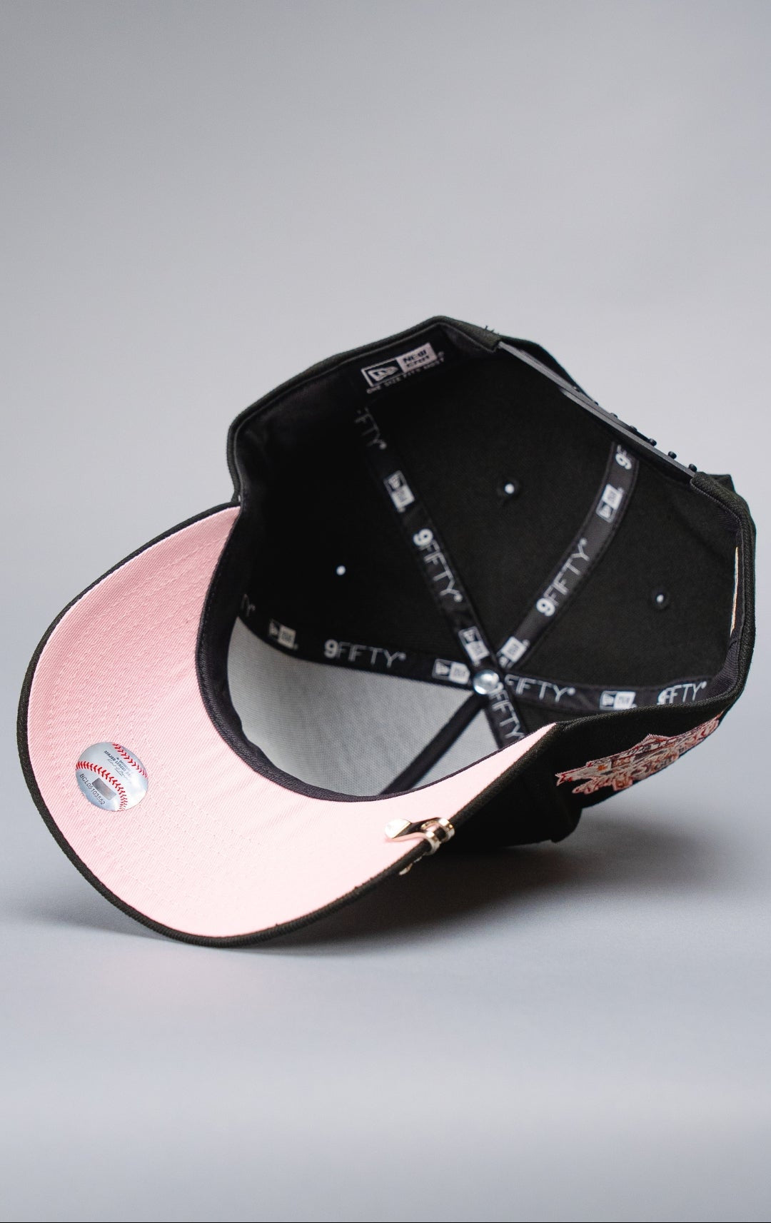 NEW ERA 9FIFTY A-FRAME BLACK OAKLAND ATHLETICS SNAPBACK W/ "BATTLE OF THE BAY" SIDE PATCH