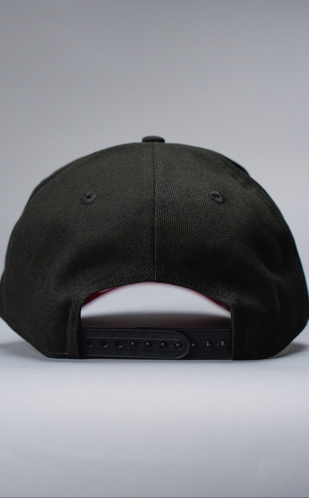 NEW ERA 9FIFTY A-FRAME BLACK CHICAGO WHITE SOX SNAPBACK W/ 95TH ANNIVERSARY SIDE PATCH
