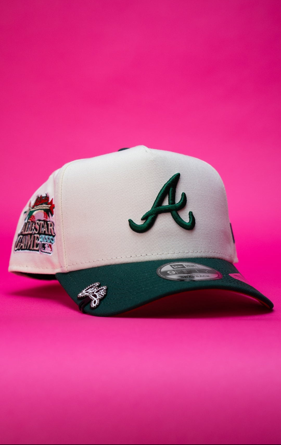 NEW ERA 9FIFTY A-FRAME CHROME/FOREST GREEN ATLANTA BRAVES SNAPBACK W/ 2000 ALL STAR GAME SIDE PATCH