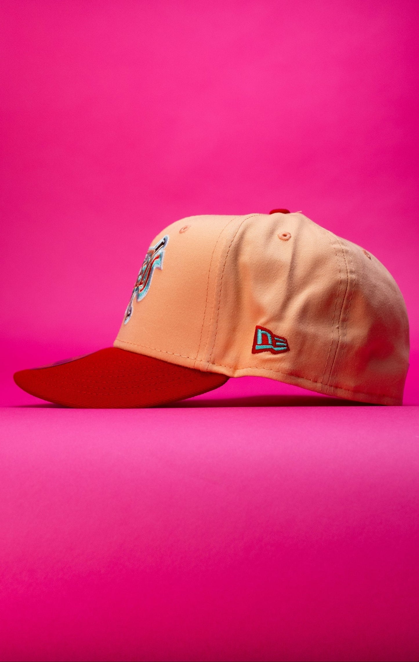 NEW ERA EXCLUSIVE 59FIFTY BLUSH/MAROON ANAHEIM ANGELS W/ 40TH ANNIVERSARY SIDE PATCH