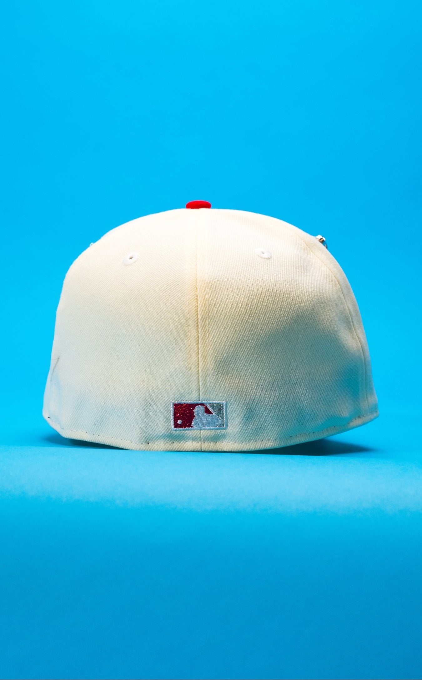 NEW ERA EXCLUSIVE 59FIFTY CHROME/RED LOS ANGELES DODGERS W/ EMBROIDERY + 100TH ANNIVERSARY SIDE PATCH