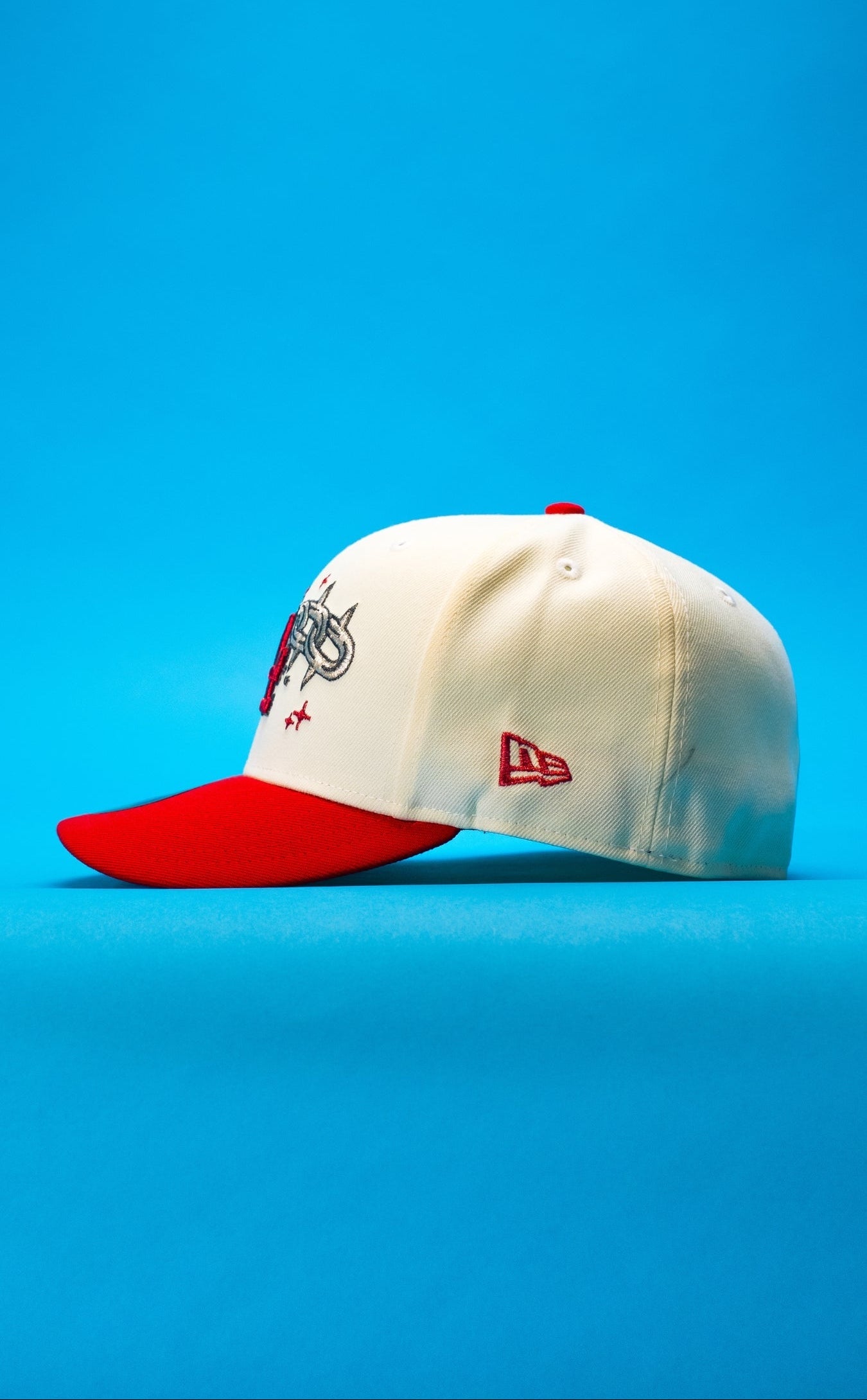NEW ERA EXCLUSIVE 59FIFTY CHROME/RED LOS ANGELES DODGERS W/ EMBROIDERY + 100TH ANNIVERSARY SIDE PATCH