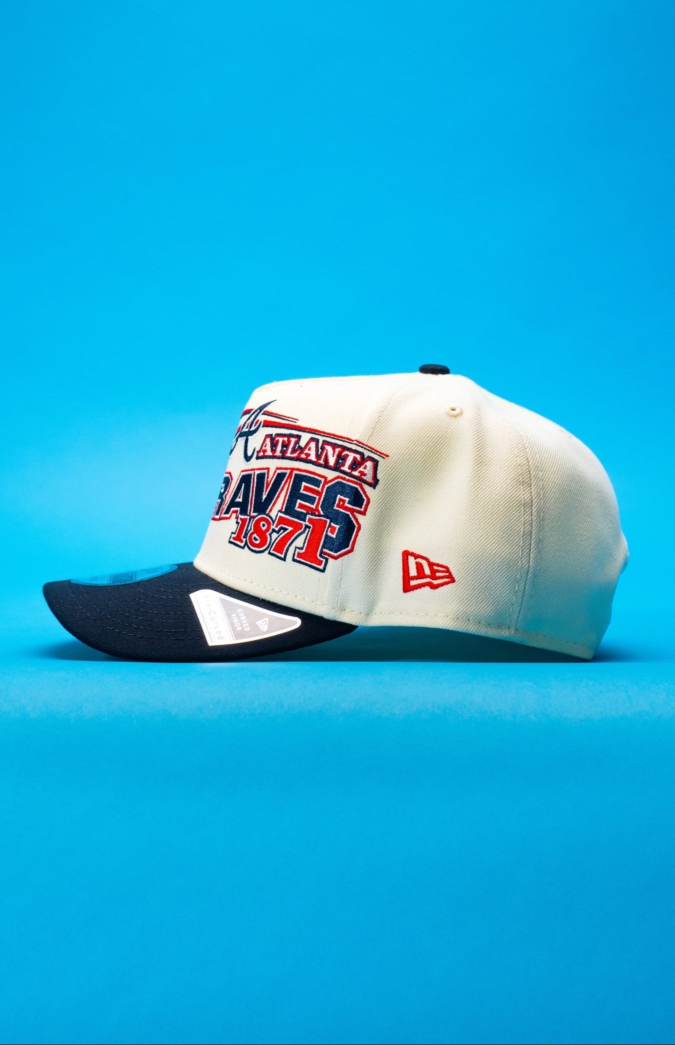 NEW ERA 9FIFTY A-FRAME CHROME/NAVY ATLANTA BRAVES SNAPBACK W/ 1871 EMBROIDERY