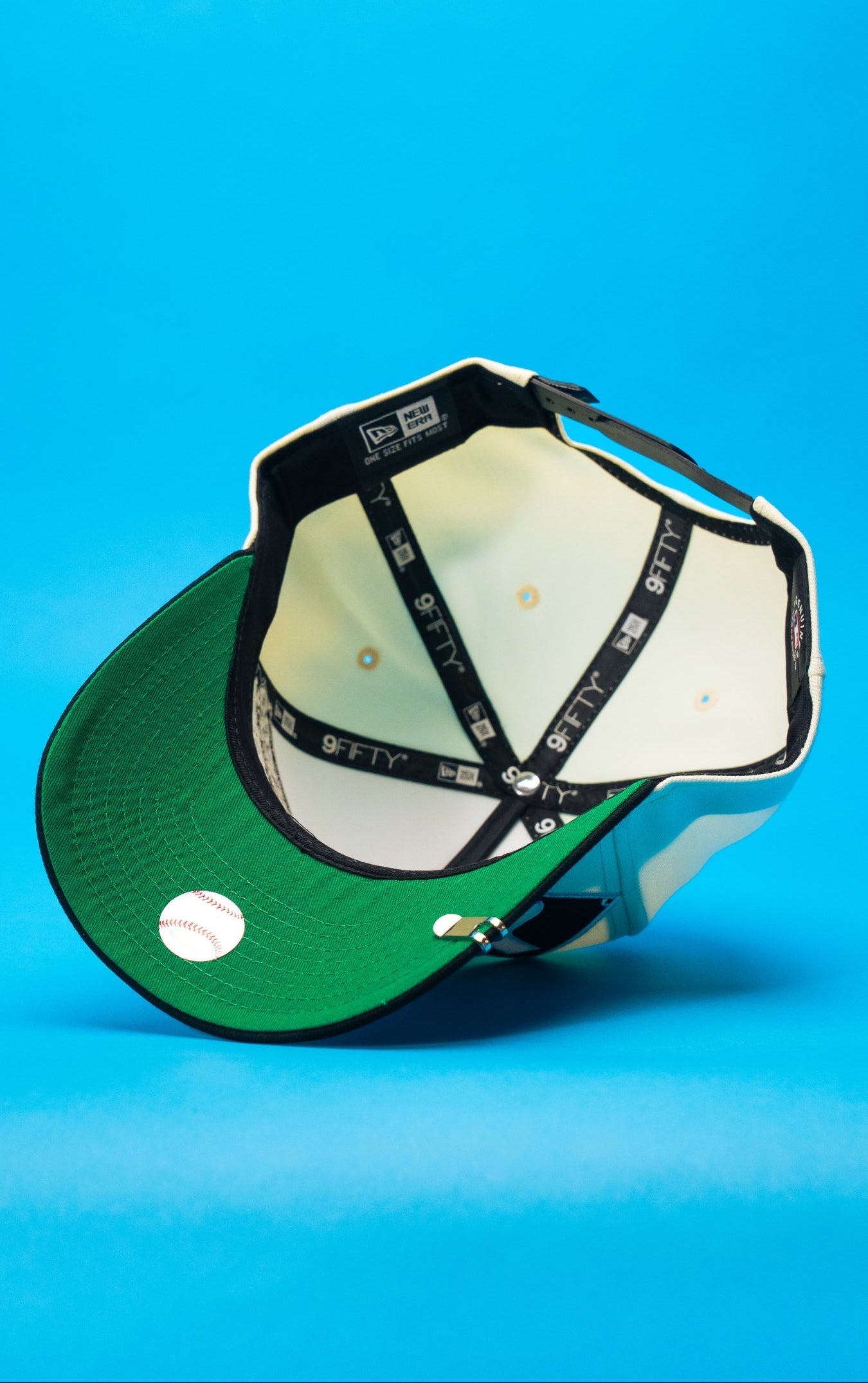 NEW ERA 9FIFTY A-FRAME CHROME/BLACK CHICAGO WHITE SOX SNAPBACK W/ 1900 EMBROIDERY