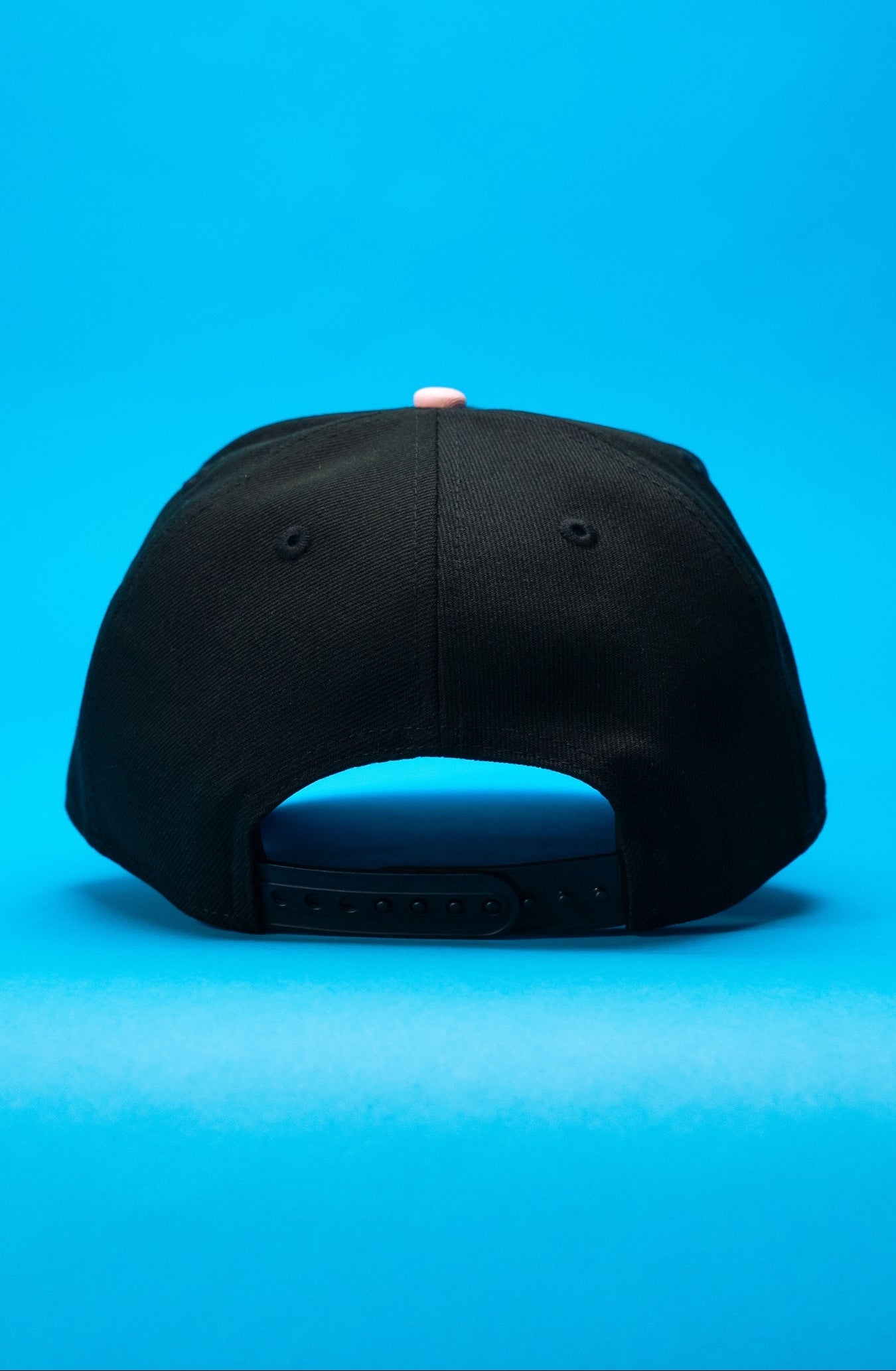 NEW ERA 9FIFTY A-FRAME BLACK/BURGUNDY SAN FRANCISCO GIANTS SNAPBACK W/ ALL STAR WEEK SIDE PATCH