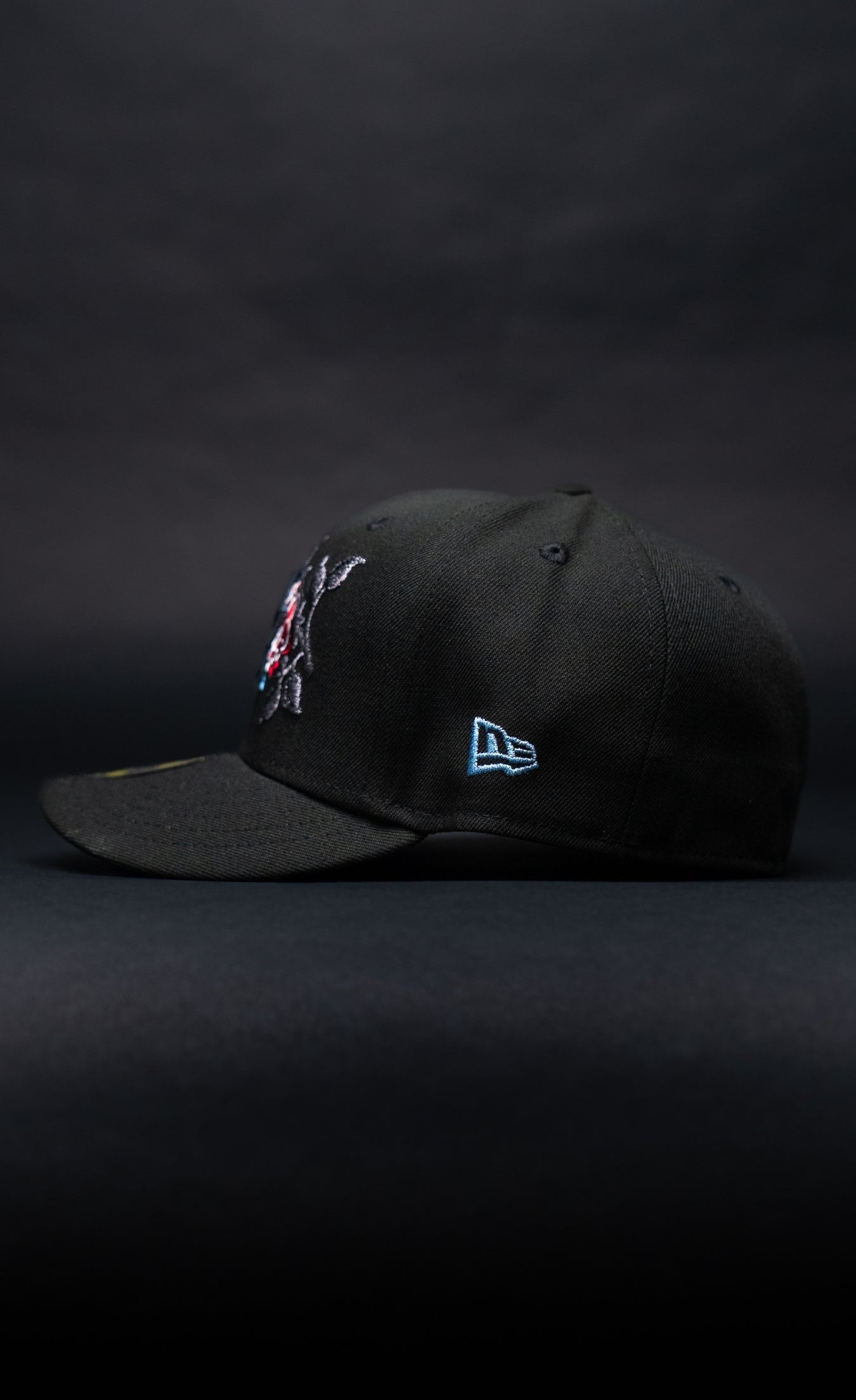 NEW ERA EXCLUSIVE 59FIFTY BLACK LOS ANGELES DODGERS W/ RED ROSE + 40TH ANNIVERSARY SIDE PATCH