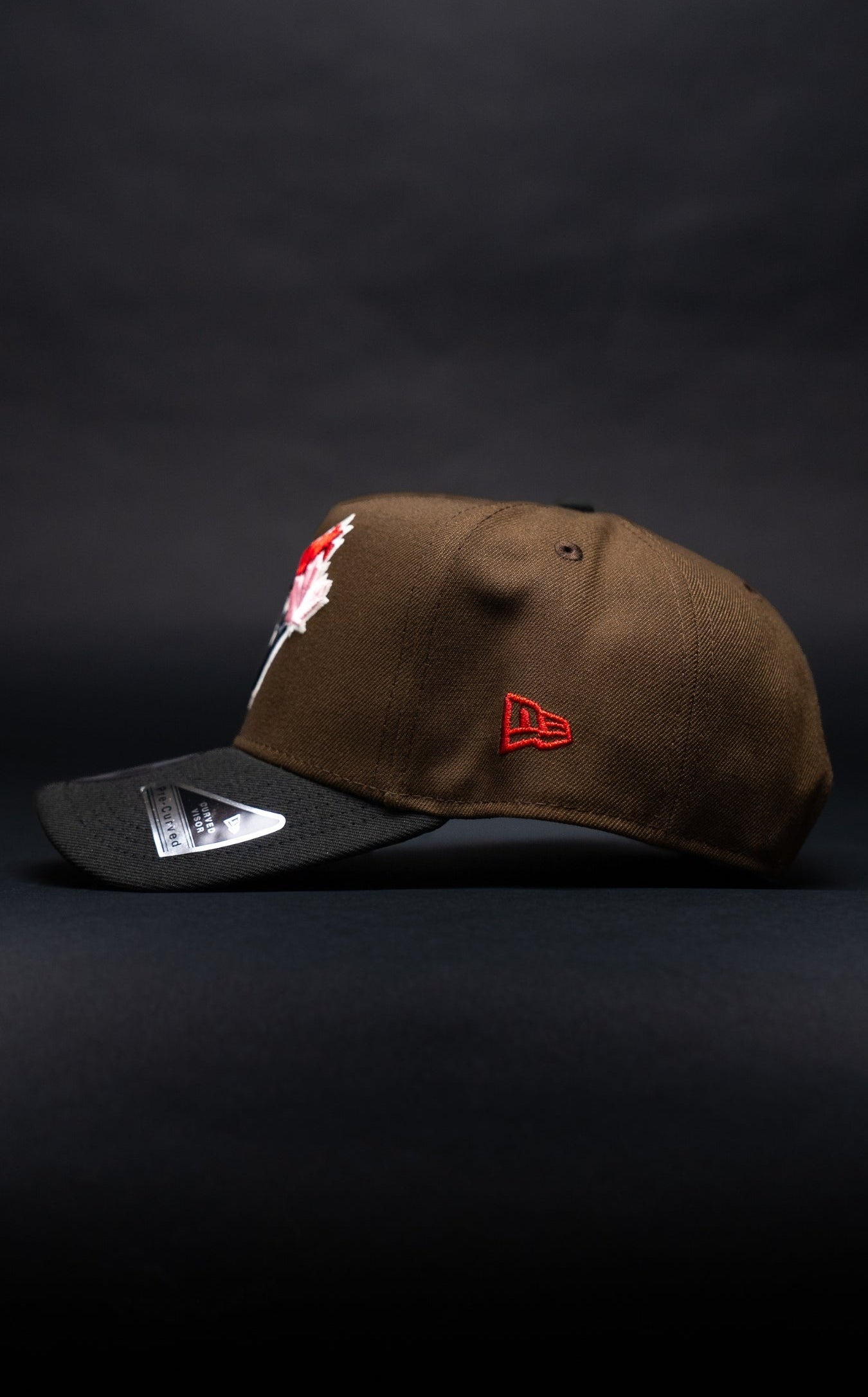NEW ERA 9FIFTY A-FRAME BROWN/BLACK TORONTO BLUE JAYS SNAPBACK W/ 30TH SEASON SIDE PATCH