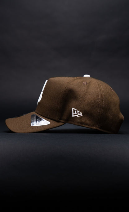 NEW ERA 9FIFTY A-FRAME BROWN BALTIMORE ORIOLES SNAPBACK W/ 25TH ANNIVERSARY SIDE PATCH