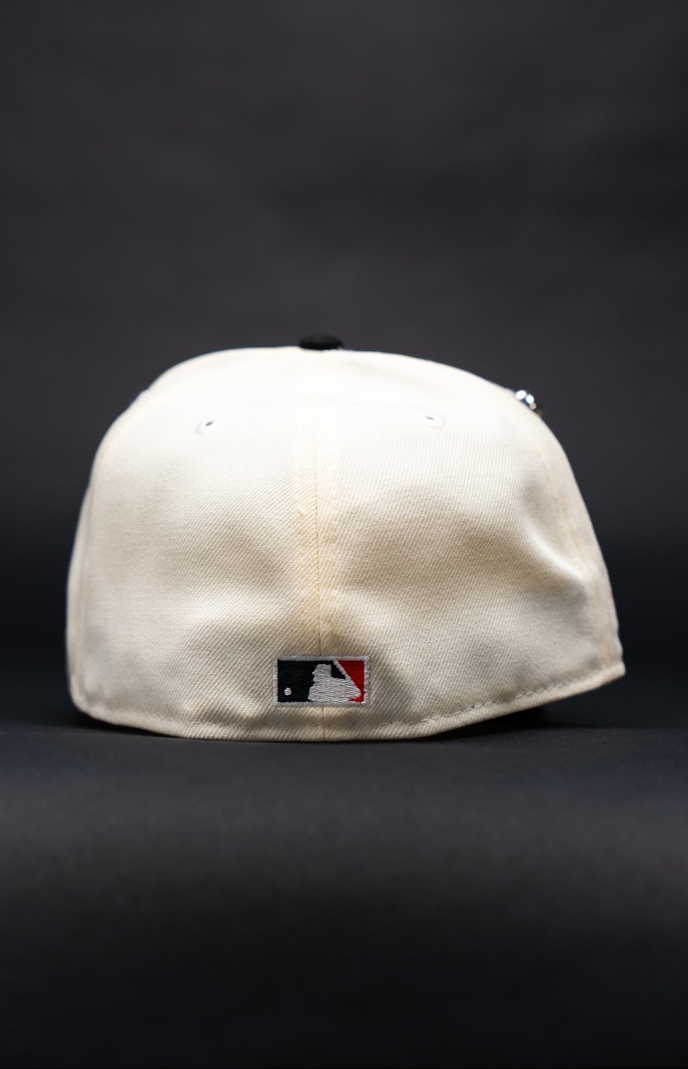 NEW ERA EXCLUSIVE 59FIFTY CHROME/BLACK LOS ANGELES DODGERS W/ RED ROSE + 1981 WORLD SERIES SIDE PATCH