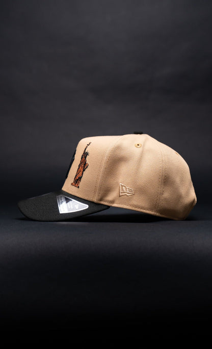 NEW ERA 9FIFTY A-FRAME CAMEL BROWN NEW YORK YANKEES SNAPBACK W/ LADY LIBERTY + 1999 WORLD SERIES SIDE PATCH