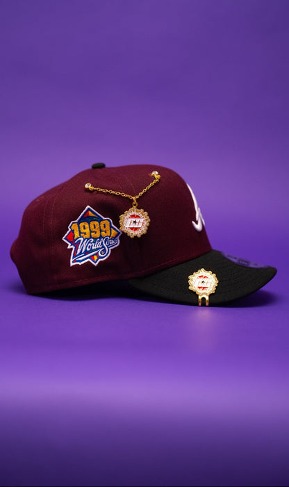 NEW ERA EXCLUSIVE 9FIFTY BURGUNDY/BLACK ATLANTA BRAVES SNAPBACK W/ 1999 WORLD SERIES SIDE PATCH