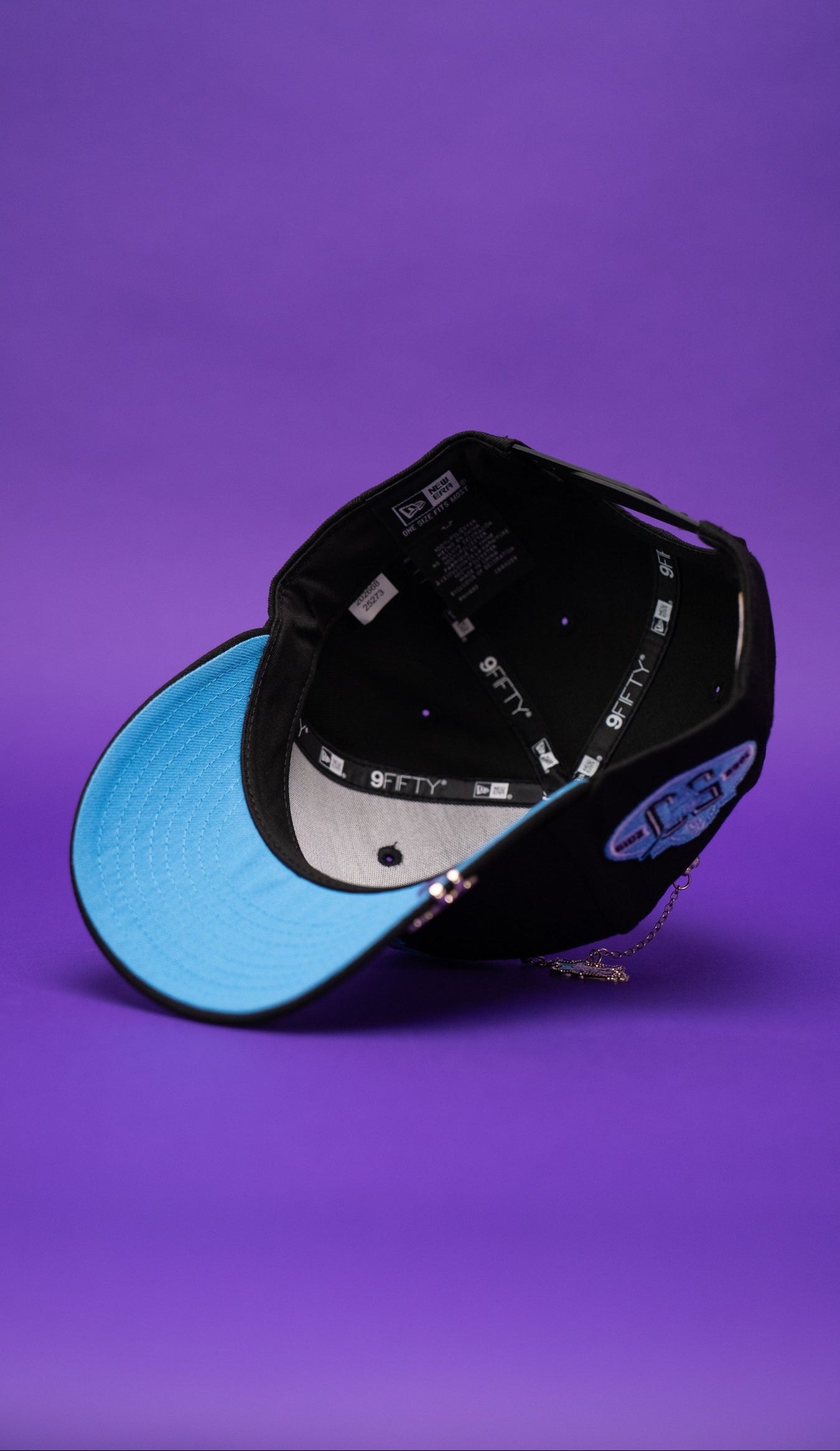 NEW ERA EXCLUSIVE 9FIFTY BLACK SAN DIEGO PADRES SNAPBACK W/ 50TH ANNIVERSARY SIDE PATCH