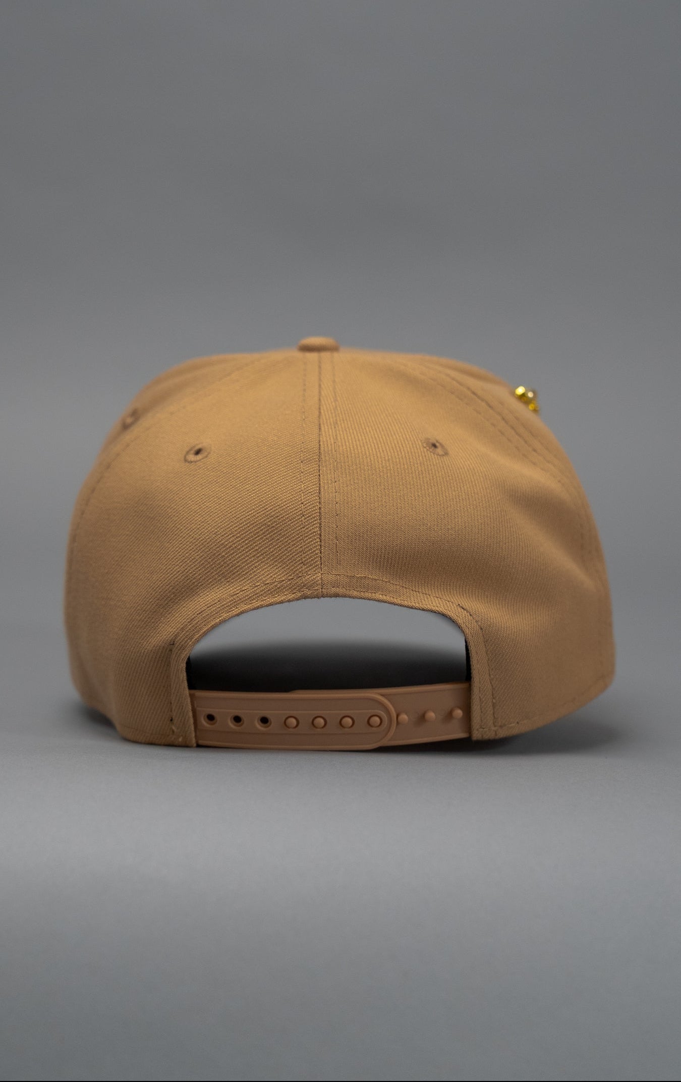 NEW ERA EXCLUSIVE 9FIFTY BEIGE CHARROS DE JALISCO SNAPBACK W/ CAMPEONES SIDE PATCH