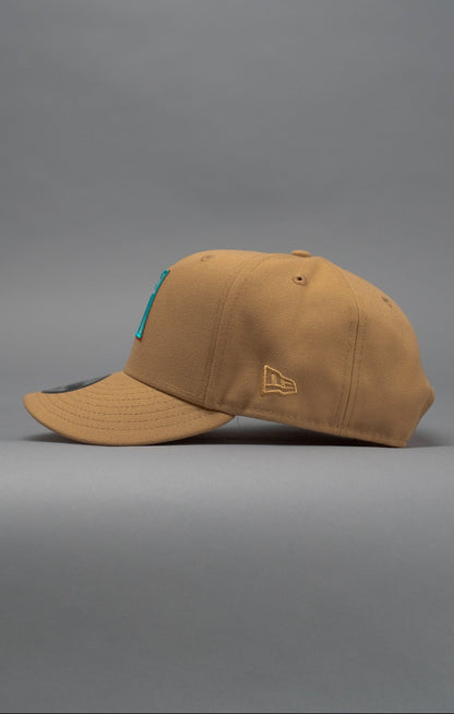 NEW ERA EXCLUSIVE 9FIFTY BEIGE ARIZONA DIAMONDBACKS SNAPBACK W/ 2001 WORLD SERIES SIDE PATCH