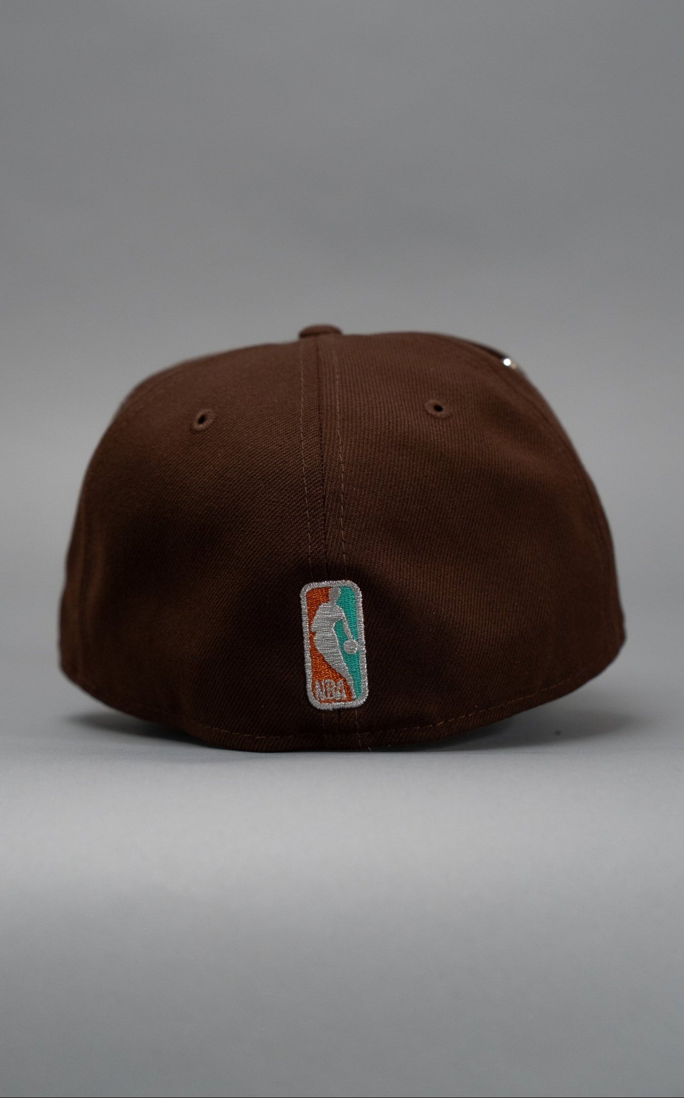 NEW ERA EXCLUSIVE 59FIFTY DARK BROWN LOS ANGELES LAKERS