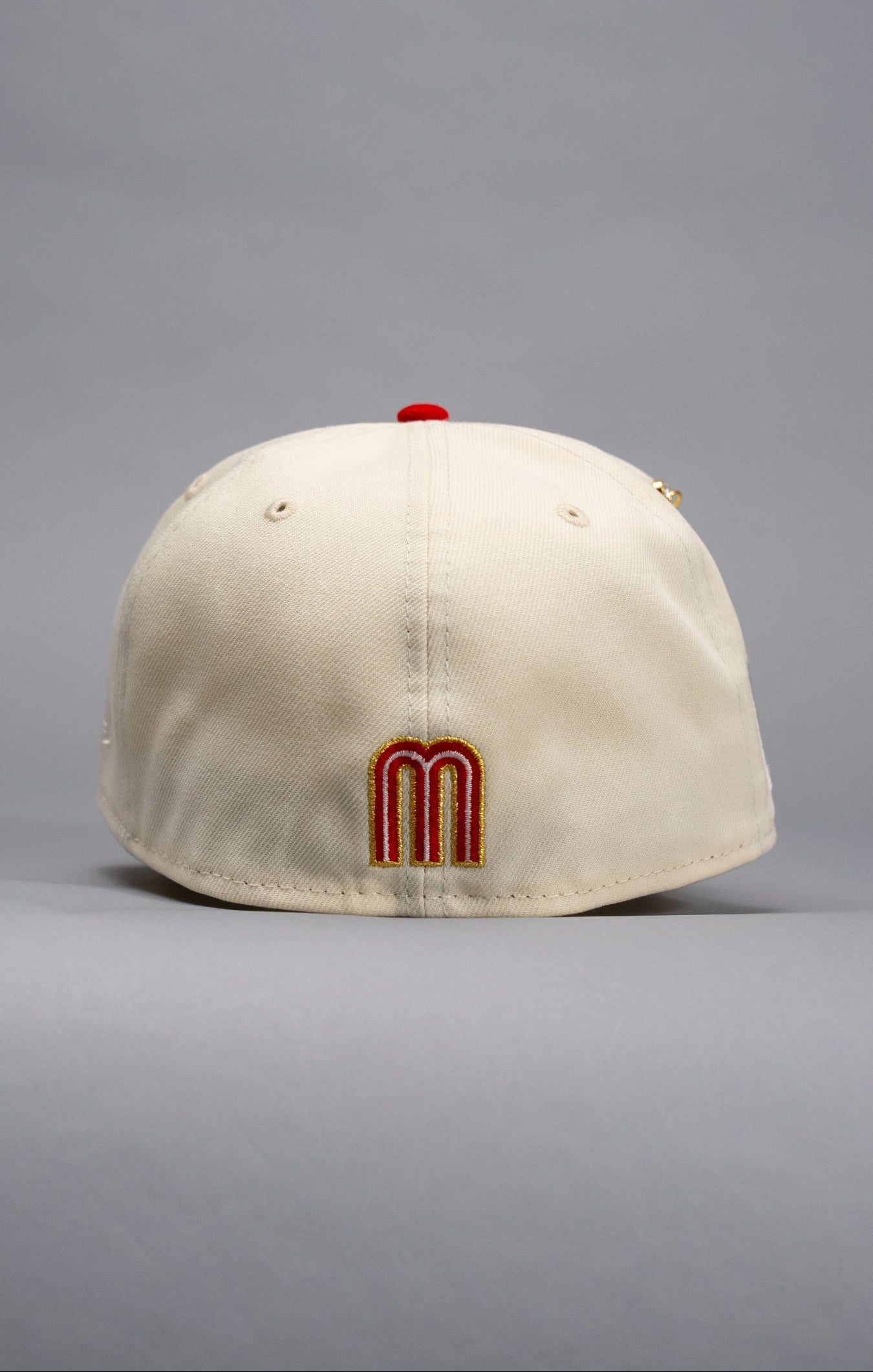NEW ERA EXCLUSIVE 59FIFTY CHROME/RED MEXICO 2025 WORLD BASEBALL CLASSIC W/ ROSES + MEXICO FLAG SIDE PATCH