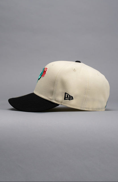 NEW ERA EXCLUSIVE 59FIFTY CHROME/BLACK PERICOS DE PUBELA W/ "PERICOS" SCRIPT SIDE PATCH