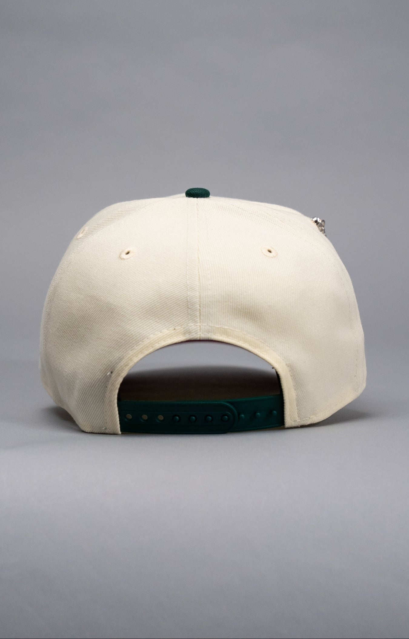 NEW ERA EXCLUSIVE 9FIFTY CHROME/FOREST GREEN LOS ANGELES DODGERS SNAPBACK W/ 100TH ANNIVERSARY SIDE PATCH