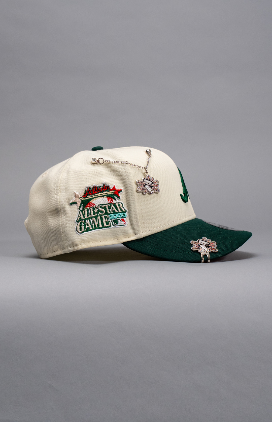 NEW ERA EXCLUSIVE 9FIFTY CHROME/FOREST GREEN ATLANTA BRAVES SNAPBACK W/ 2000 ALL STAR GAME SIDE PATCH
