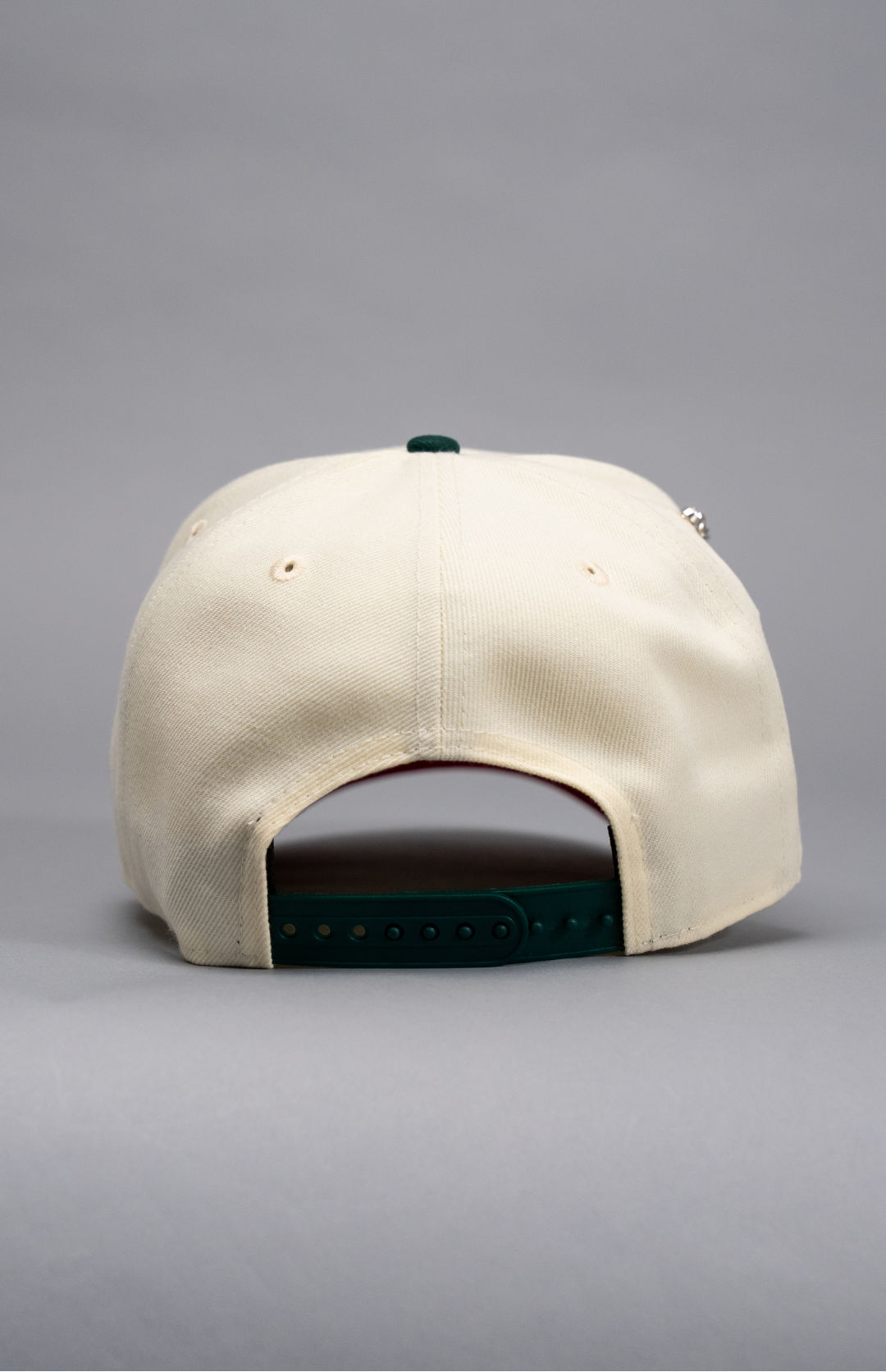 NEW ERA EXCLUSIVE 9FIFTY CHROME/FOREST GREEN ST LOUIS CARDINALS SNAPBACK W/ BUSCH STADIUM SIDE PATCH