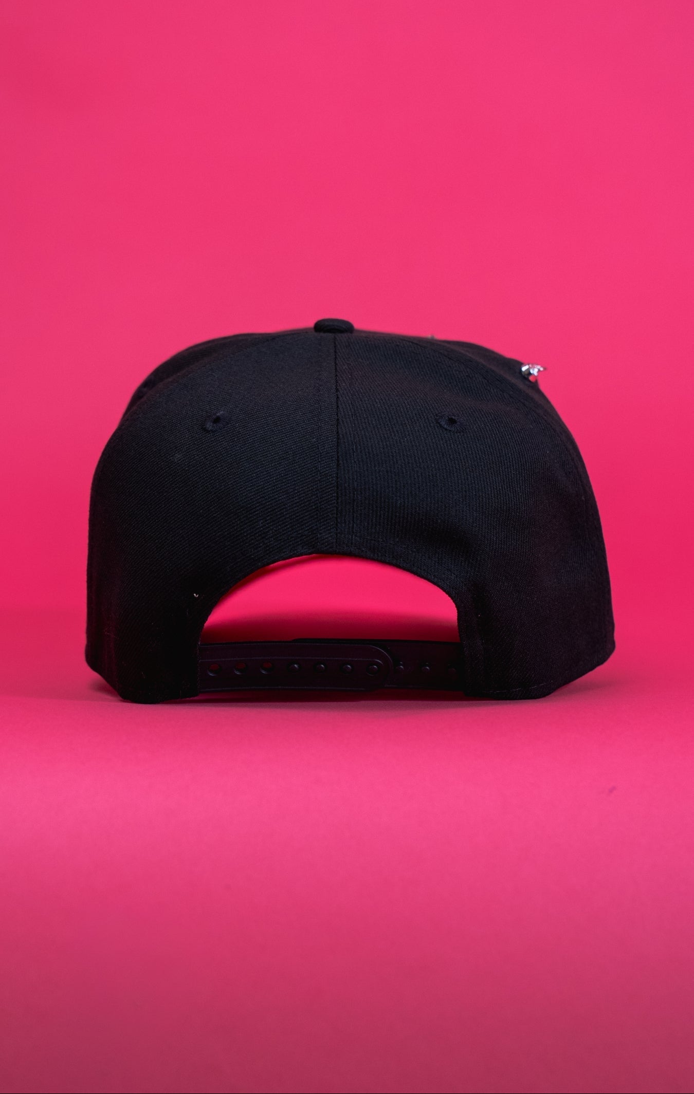 NEW ERA EXCLUSIVE 9FIFTY BLACK MIAMI MARLINS SNAPBACK W/ 1997 WORLD SERIES SIDE PATCH