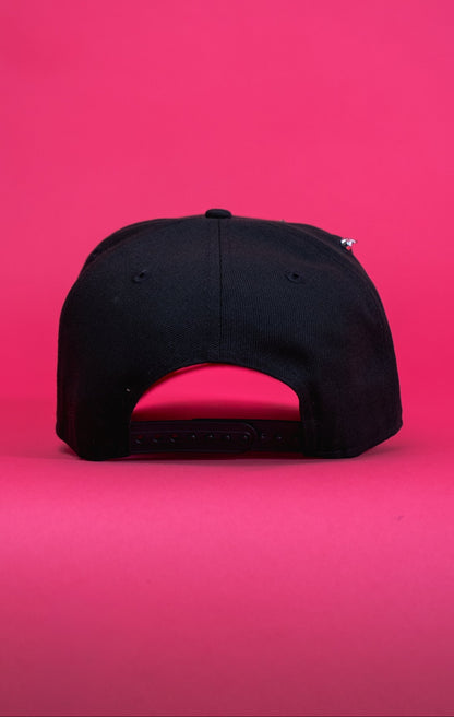 NEW ERA EXCLUSIVE 9FIFTY BLACK MIAMI MARLINS SNAPBACK W/ 1997 WORLD SERIES SIDE PATCH