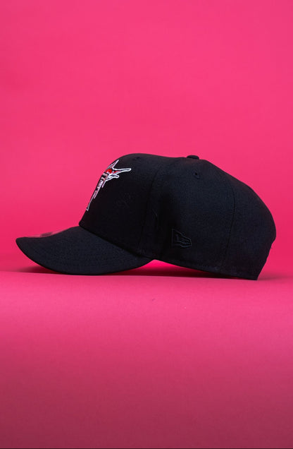 NEW ERA EXCLUSIVE 9FIFTY BLACK MIAMI MARLINS SNAPBACK W/ 1997 WORLD SERIES SIDE PATCH