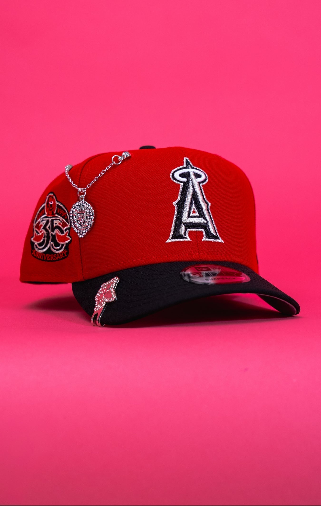 NEW ERA EXCLUSIVE 9FIFTY RED/BLACK ANAHEIM ANGELS SNAPBACK W/ 35TH ANNIVERSARY SIDE PATCH