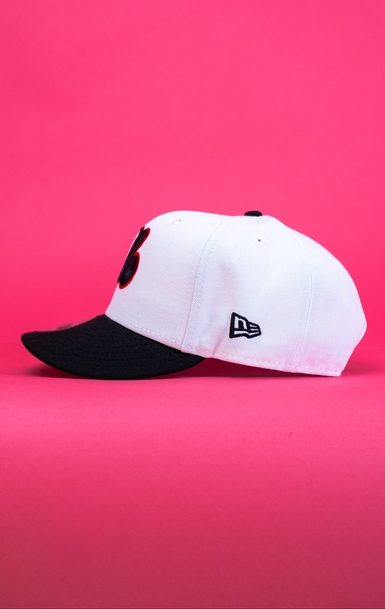 NEW ERA EXCLUSIVE 9FIFTY PEARL WHITE MONTREAL EXPOS SNAPBACK W/ 1982 ALL STAR GAME SIDE PATCH