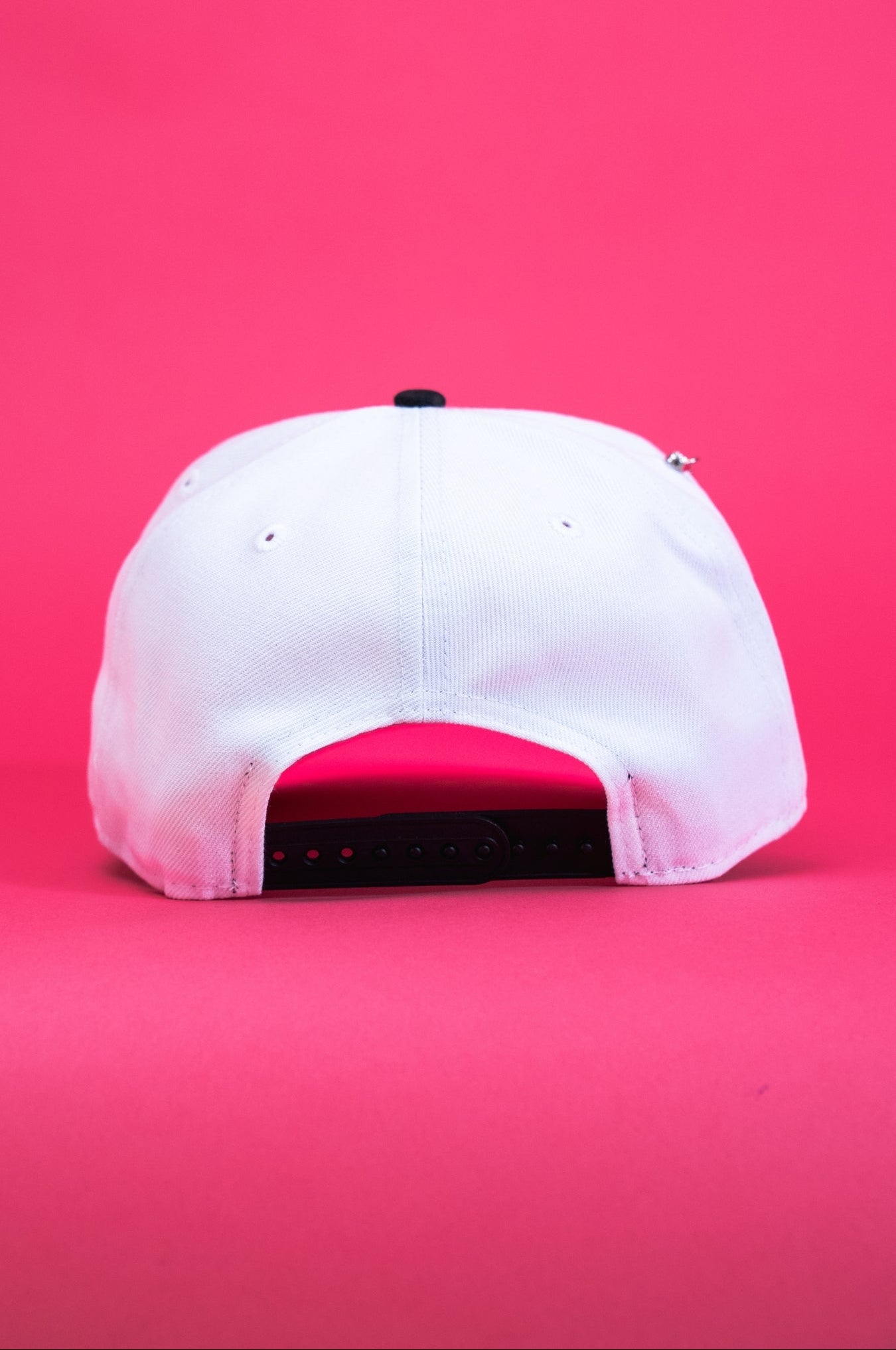 NEW ERA EXCLUSIVE 9FIFTY PEARL WHITE ANAHEIM ANGELS SNAPBACK W/ 50TH ANNIVERSARY SIDE PATCH