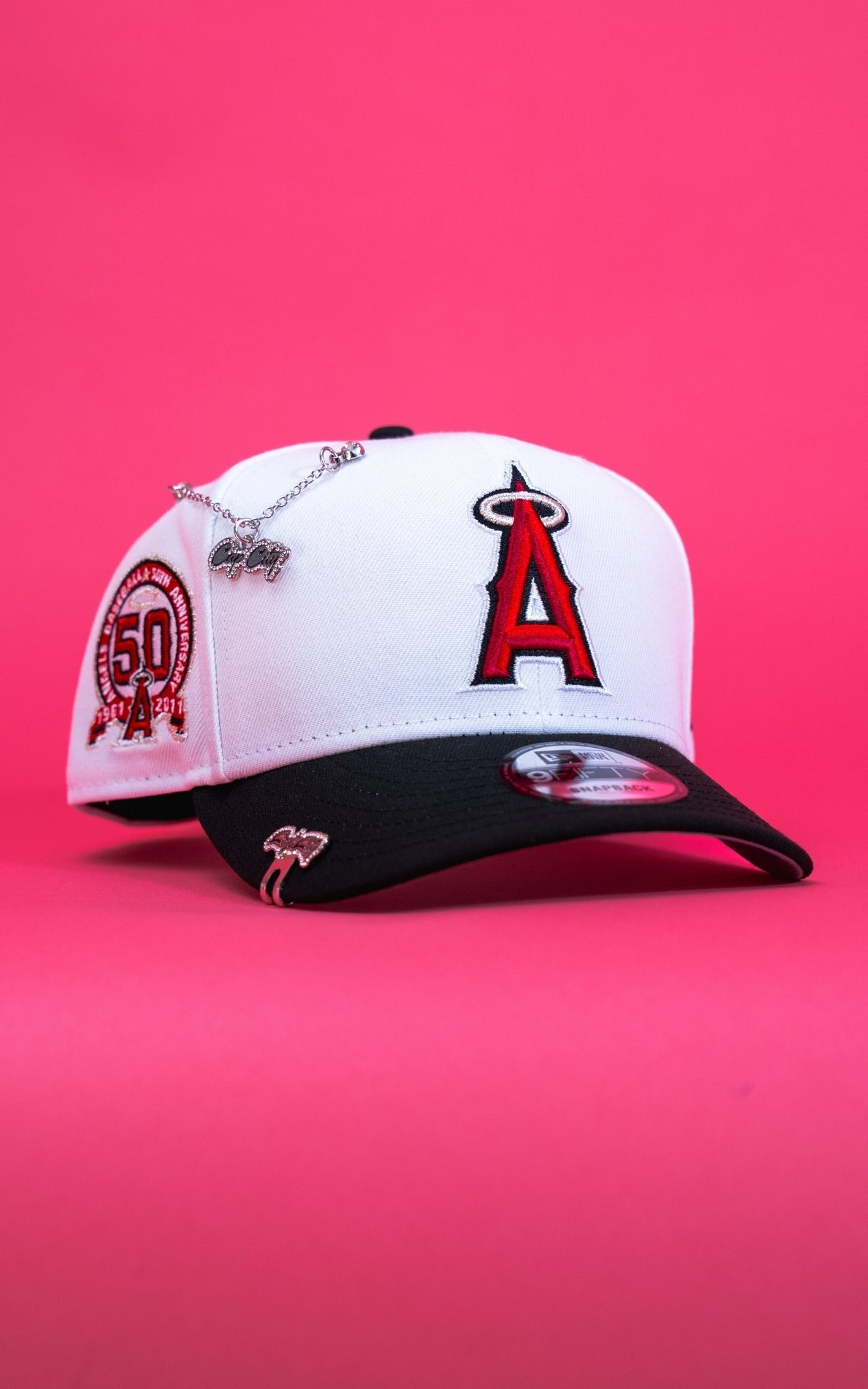 NEW ERA EXCLUSIVE 9FIFTY PEARL WHITE ANAHEIM ANGELS SNAPBACK W/ 50TH ANNIVERSARY SIDE PATCH