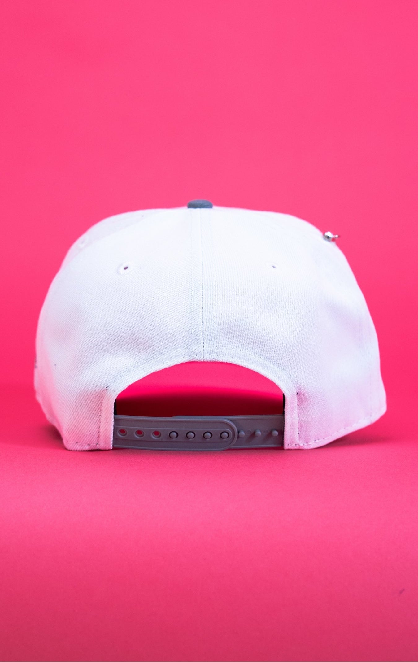 NEW ERA EXCLUSIVE 9FIFTY PEARL WHITE ANAHEIM ANGELS SNAPBACK W/ 35TH ANNIVERSARY SIDE PATCH