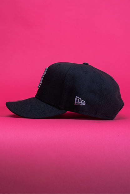 NEW ERA EXCLUSIVE 9FIFTY BLACK BOSTON RED SOX SNAPBACK W/ 1915 WORLD SERIES SIDE PATCH
