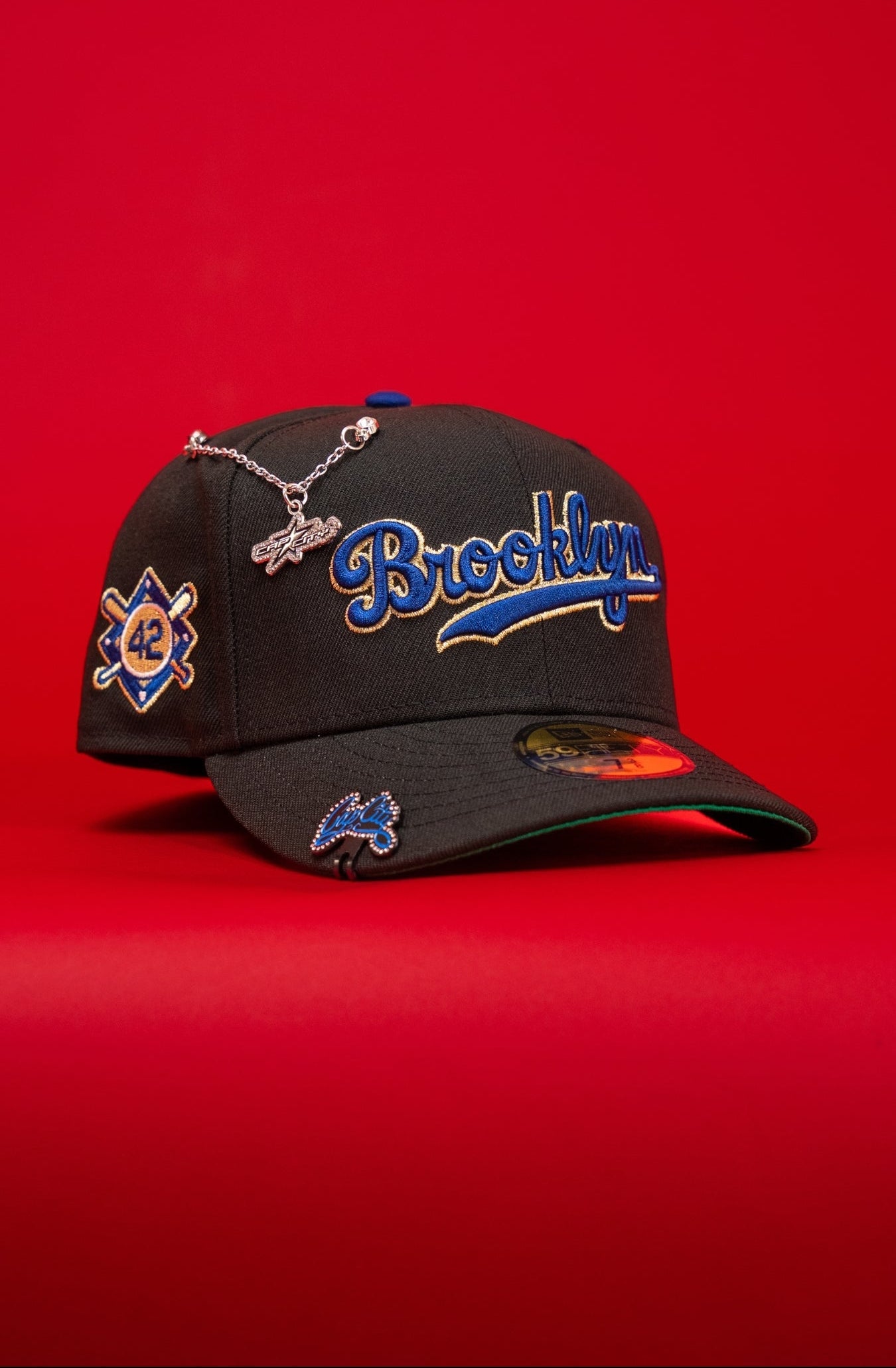 NEW ERA EXCLUSIVE 59FIFTY BLACK BROOKLYN DODGERS SCRIPT W/ "42" SIDE PATCH