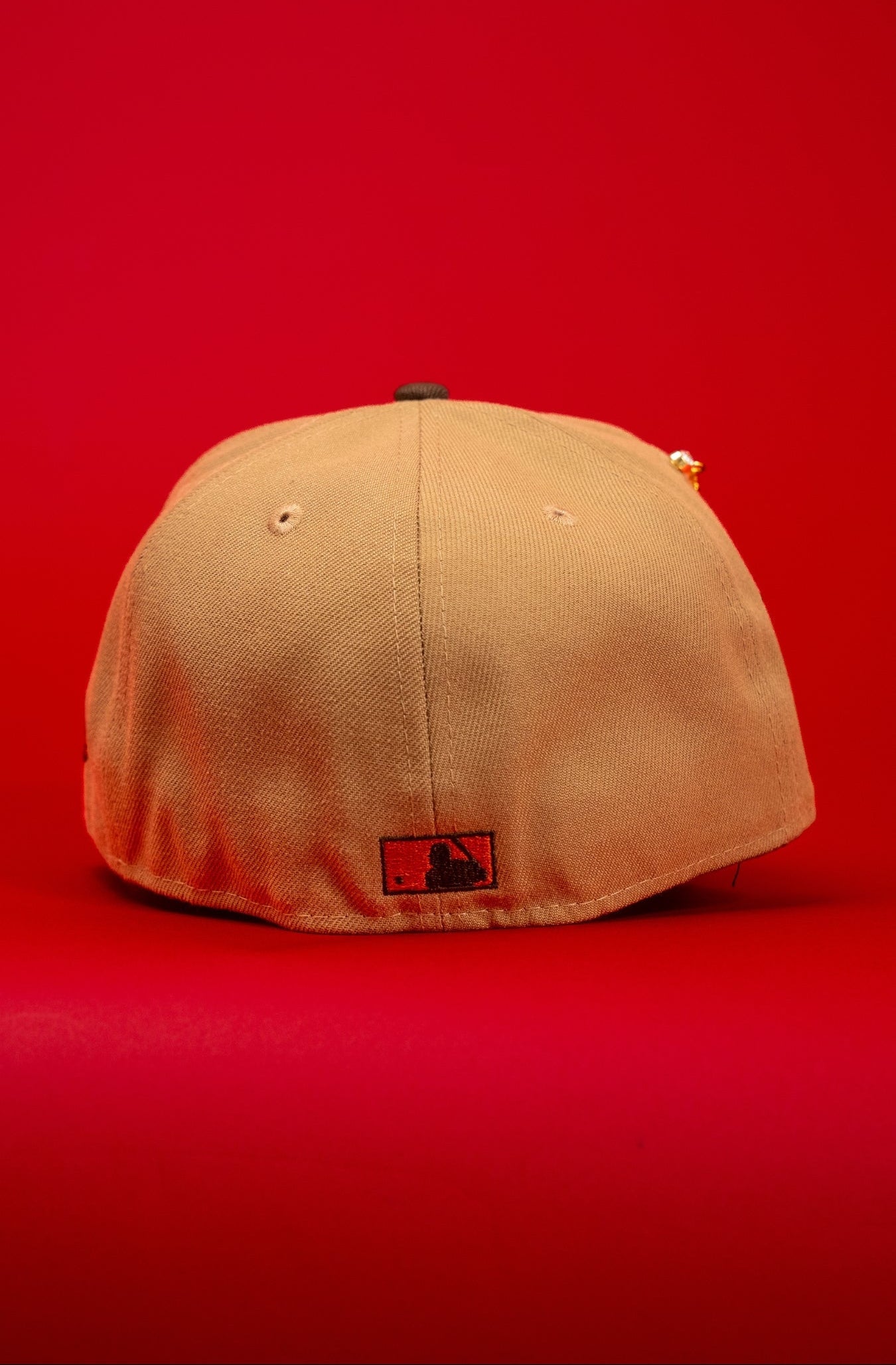 NEW ERA EXCLUSIVE 59FIFTY KHAKI/OLIVE SEATTLE MARINERS W/ 40TH ANNIVERSARY SIDE PATCH
