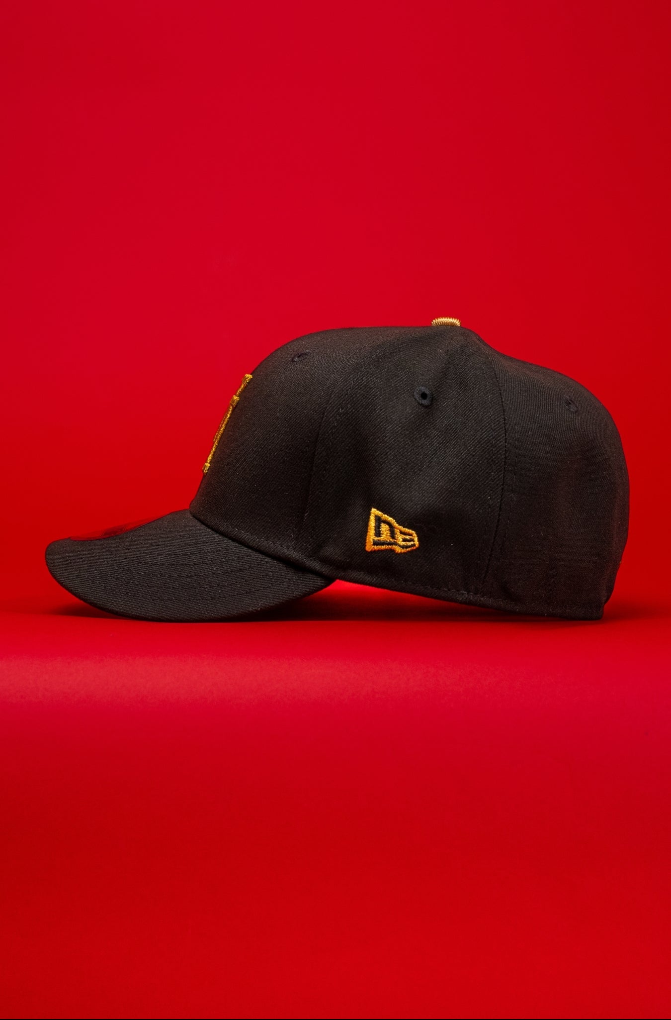 NEW ERA EXCLUSIVE 59FIFTY BLACK UPSIDE DOWN LOS ANGELES DODGERS W/ 100TH ANNIVERSARY SIDE PATCH