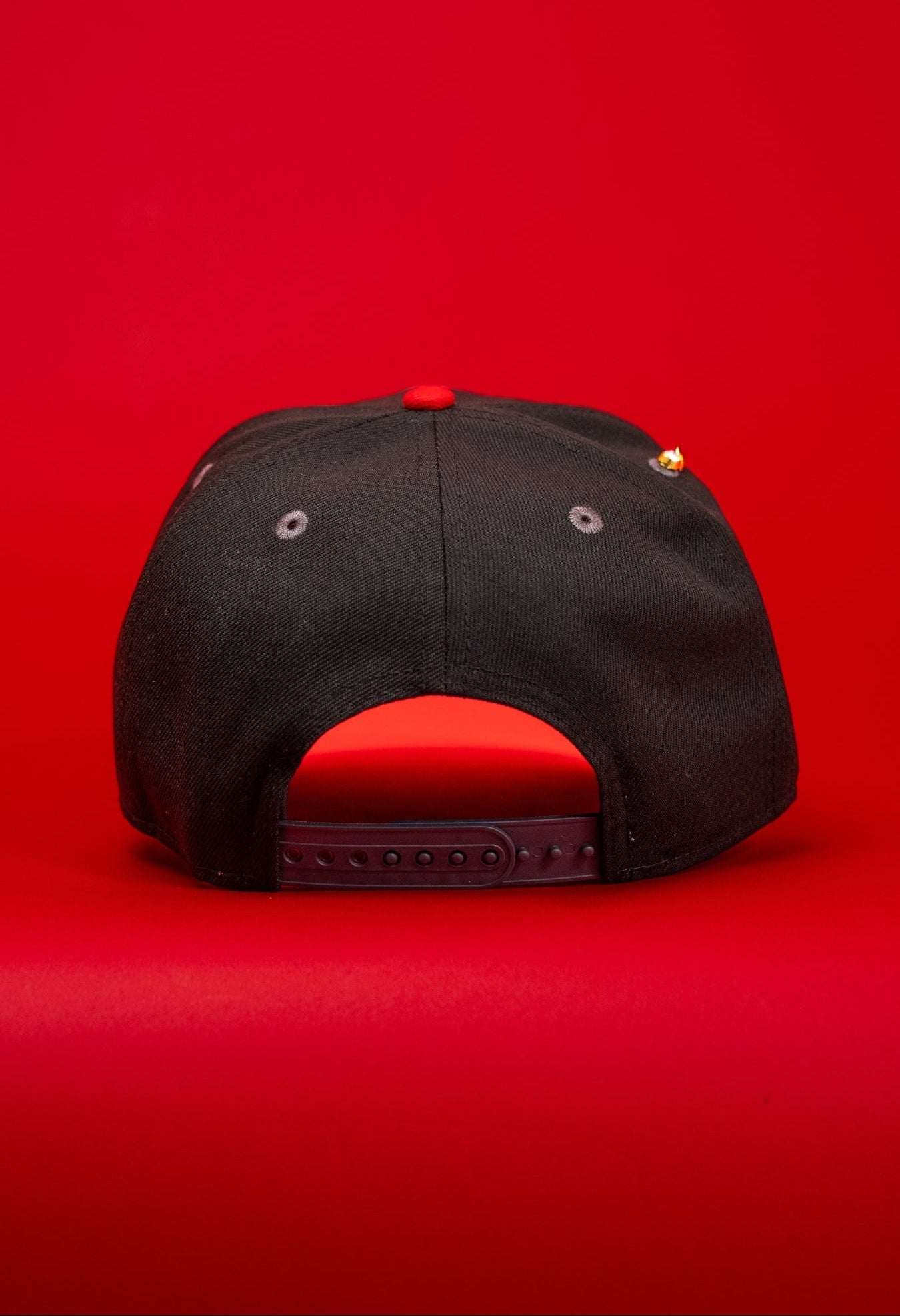 NEW ERA EXCLUSIVE 9FIFTY BLACK/GREY BOSTON RED SOX SNAPBACK W/ 1999 ALL STAR GAME SIDE PATCH