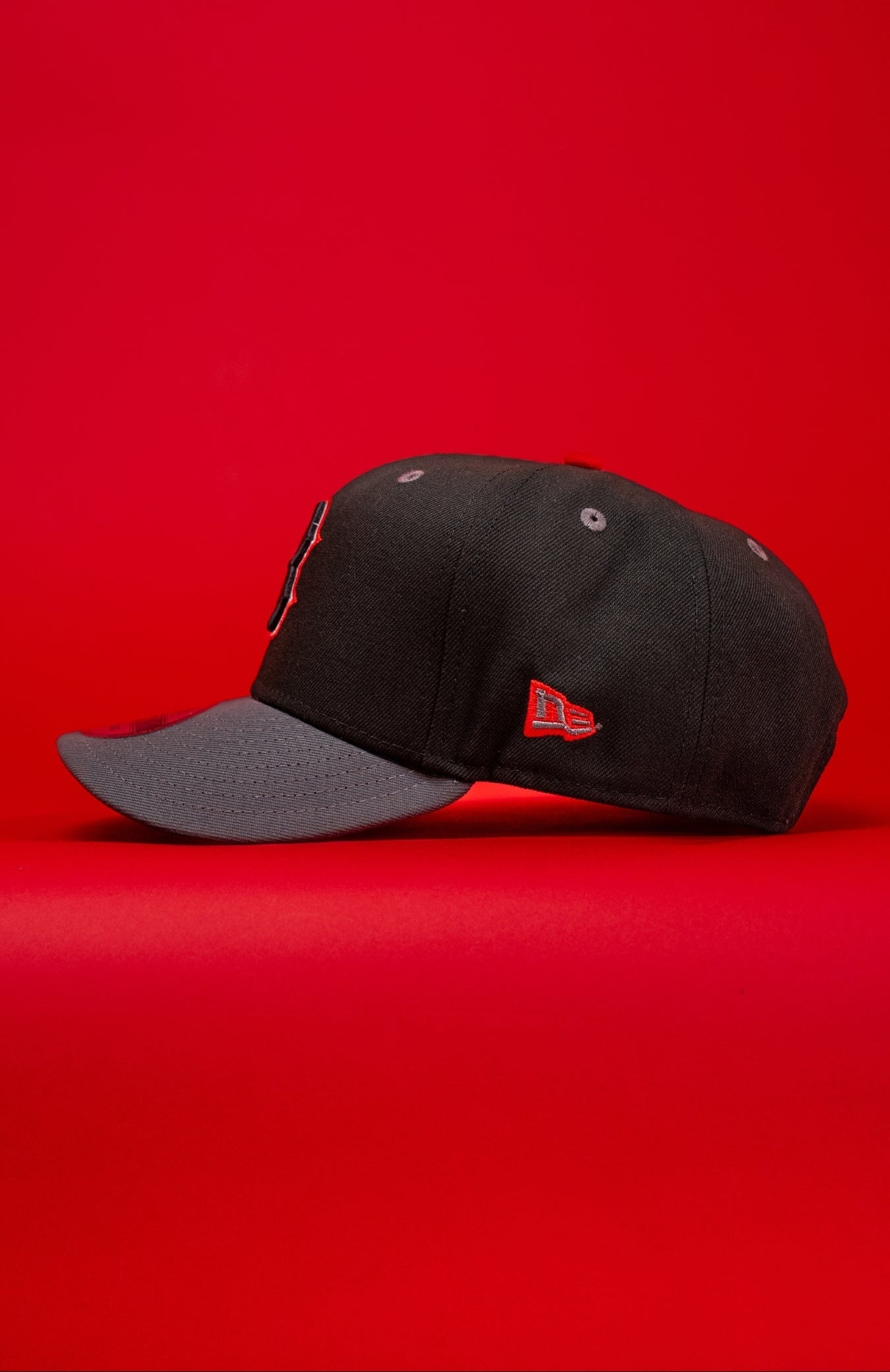 NEW ERA EXCLUSIVE 9FIFTY BLACK/GREY BOSTON RED SOX SNAPBACK W/ 1999 ALL STAR GAME SIDE PATCH