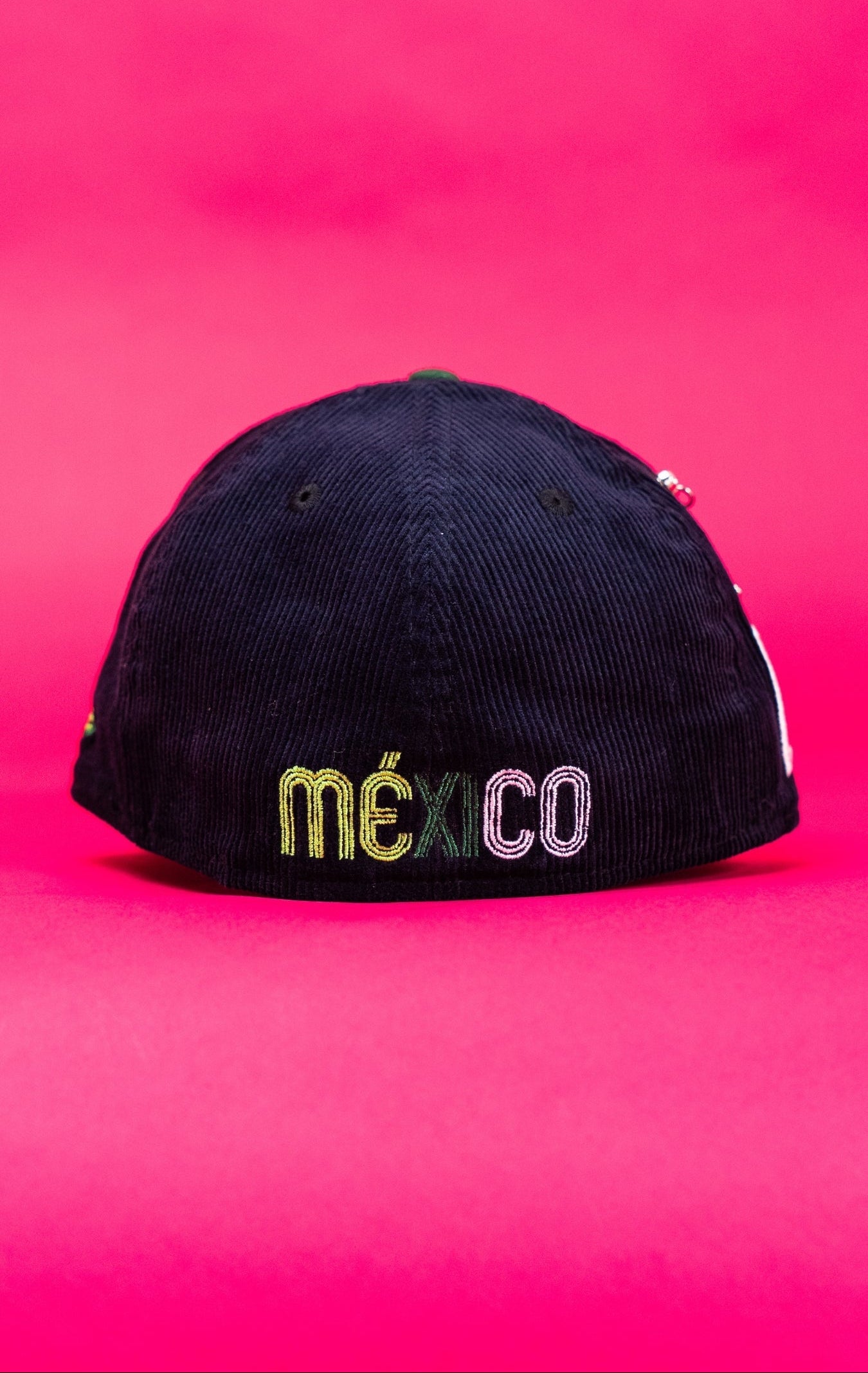 NEW ERA EXCLUSIVE 59FIFTY NAVY CORDUROY 2025 WBC MEXICO W/ MEXICO FLAG SIDE PATCH