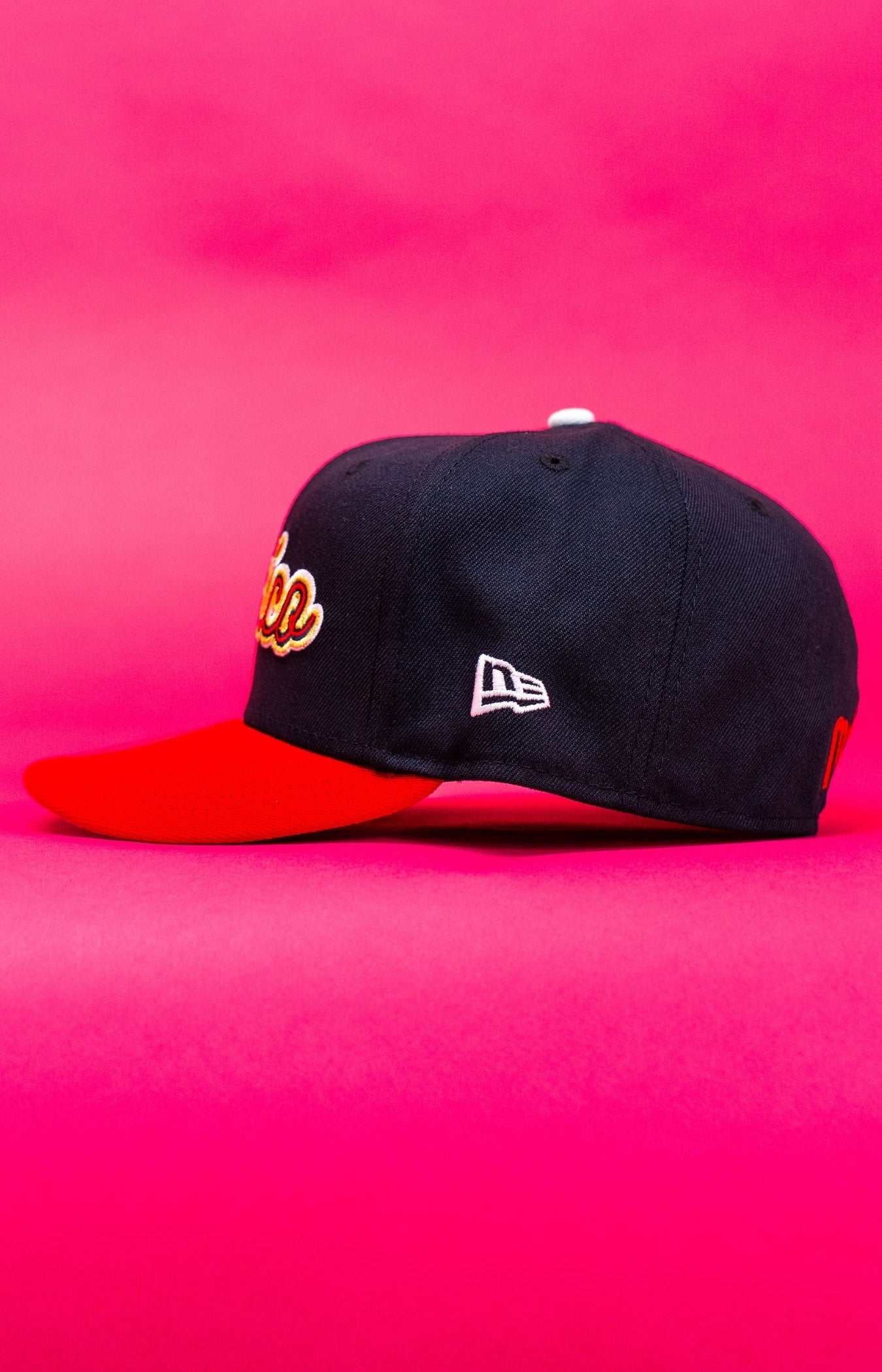 NEW ERA EXCLUSIVE 59FIFTY NAVY/RED 2025 WBC MEXICO SCRIPT W/ MEXICO FLAG SIDE PATCH
